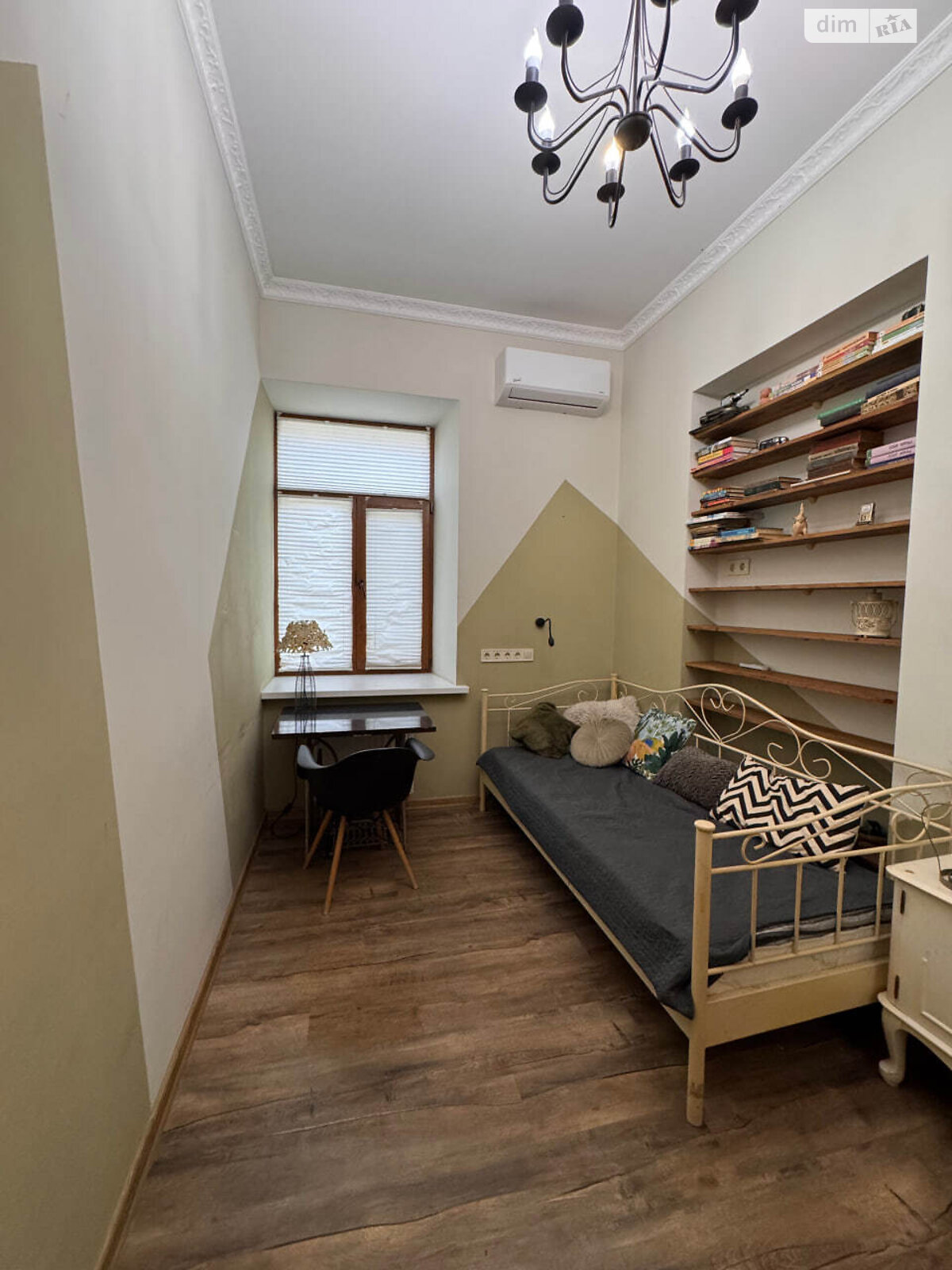 Продажа трехкомнатной квартиры в Одессе, на пер. Ониловой 14, район Приморский фото 1