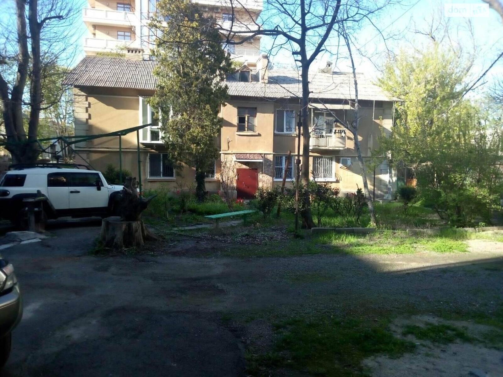 Продаж трикімнатної квартири в Одесі, на вул. Відрадна, район Приморський фото 1