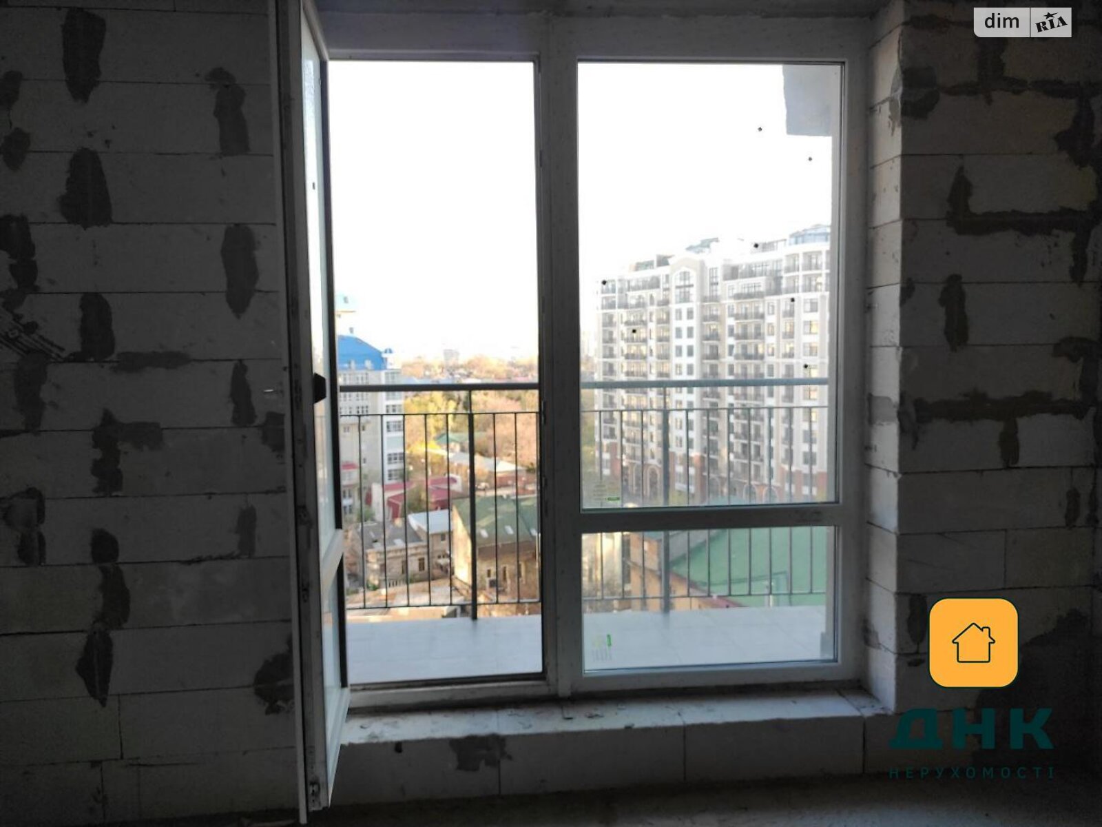 Продажа трехкомнатной квартиры в Одессе, на ул. Отрадная 15, район Приморский фото 1