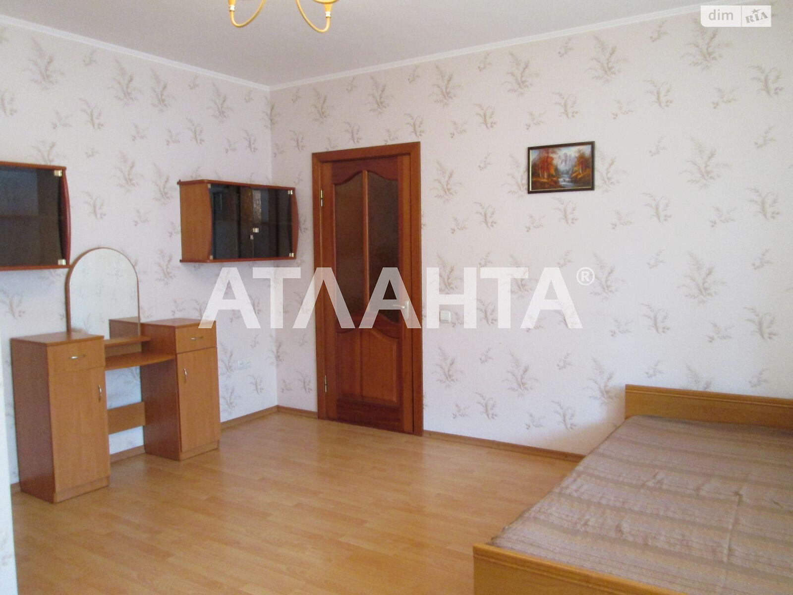 Продаж двокімнатної квартири в Одесі, на вул. Палубна, район Приморський фото 1 Продаж двокімнатної квартири в Одесі, на вул. Палубна, район Приморський фото 1