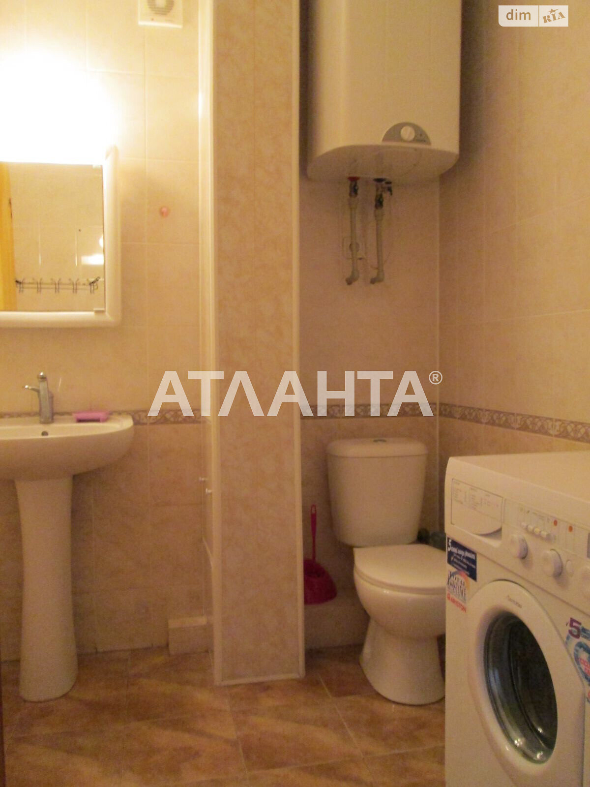 Продаж двокімнатної квартири в Одесі, на вул. Палубна, район Приморський фото 1 Продаж двокімнатної квартири в Одесі, на вул. Палубна, район Приморський фото 1