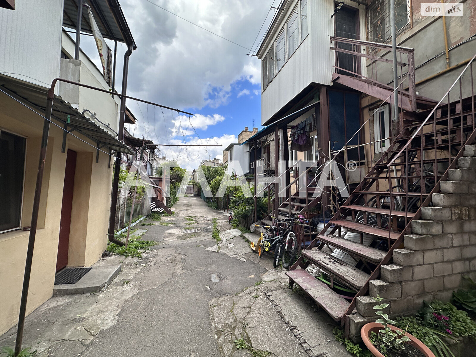Продажа однокомнатной квартиры в Одессе, на ул. Пантелеймоновская, район Приморский фото 1 Продажа однокомнатной квартиры в Одессе, на ул. Пантелеймоновская, район Приморский фото 1