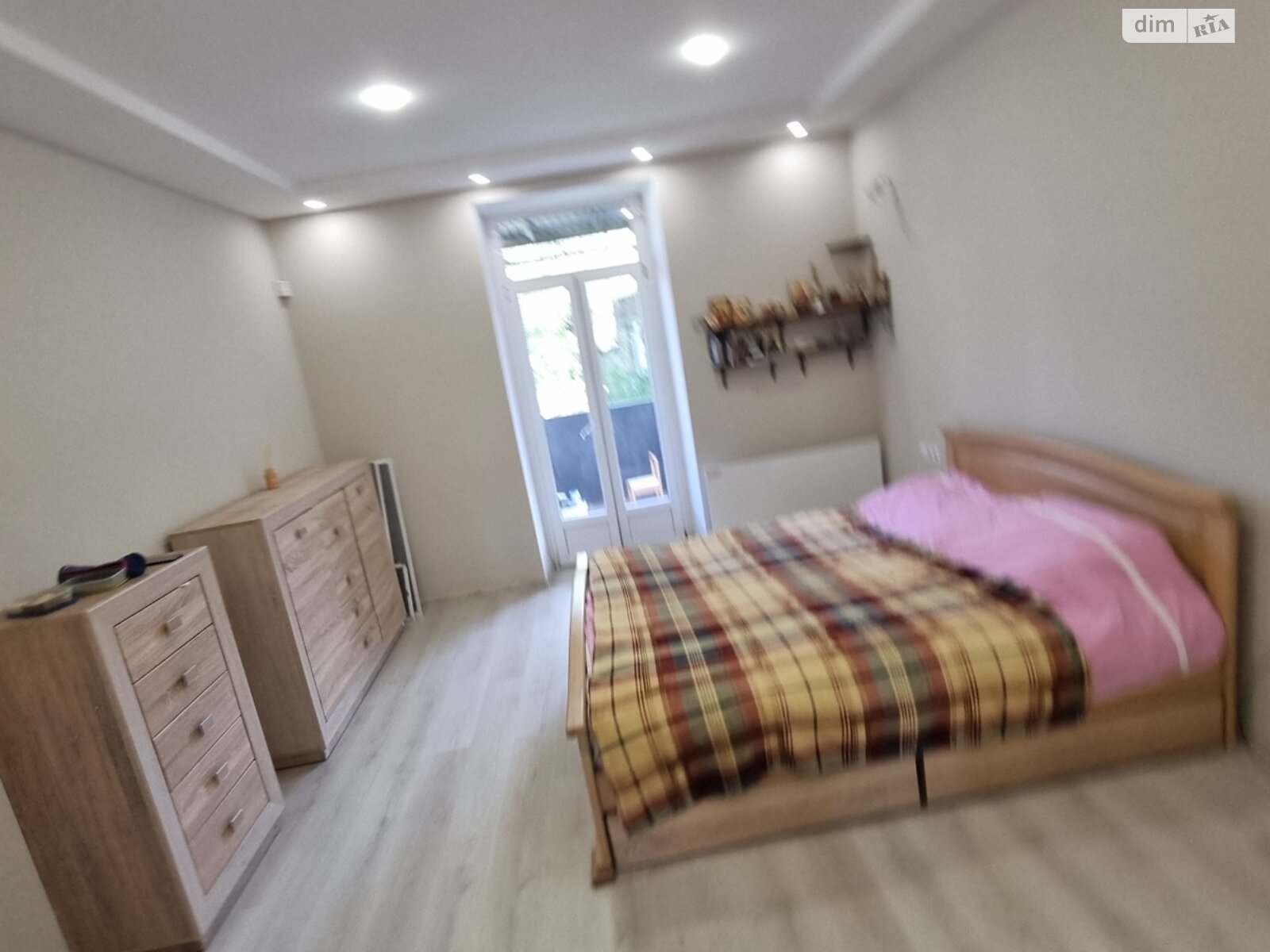 Продажа трехкомнатной квартиры в Одессе, на ул. Пастера 44А, район Приморский фото 1 Продажа трехкомнатной квартиры в Одессе, на ул. Пастера 44А, район Приморский фото 1