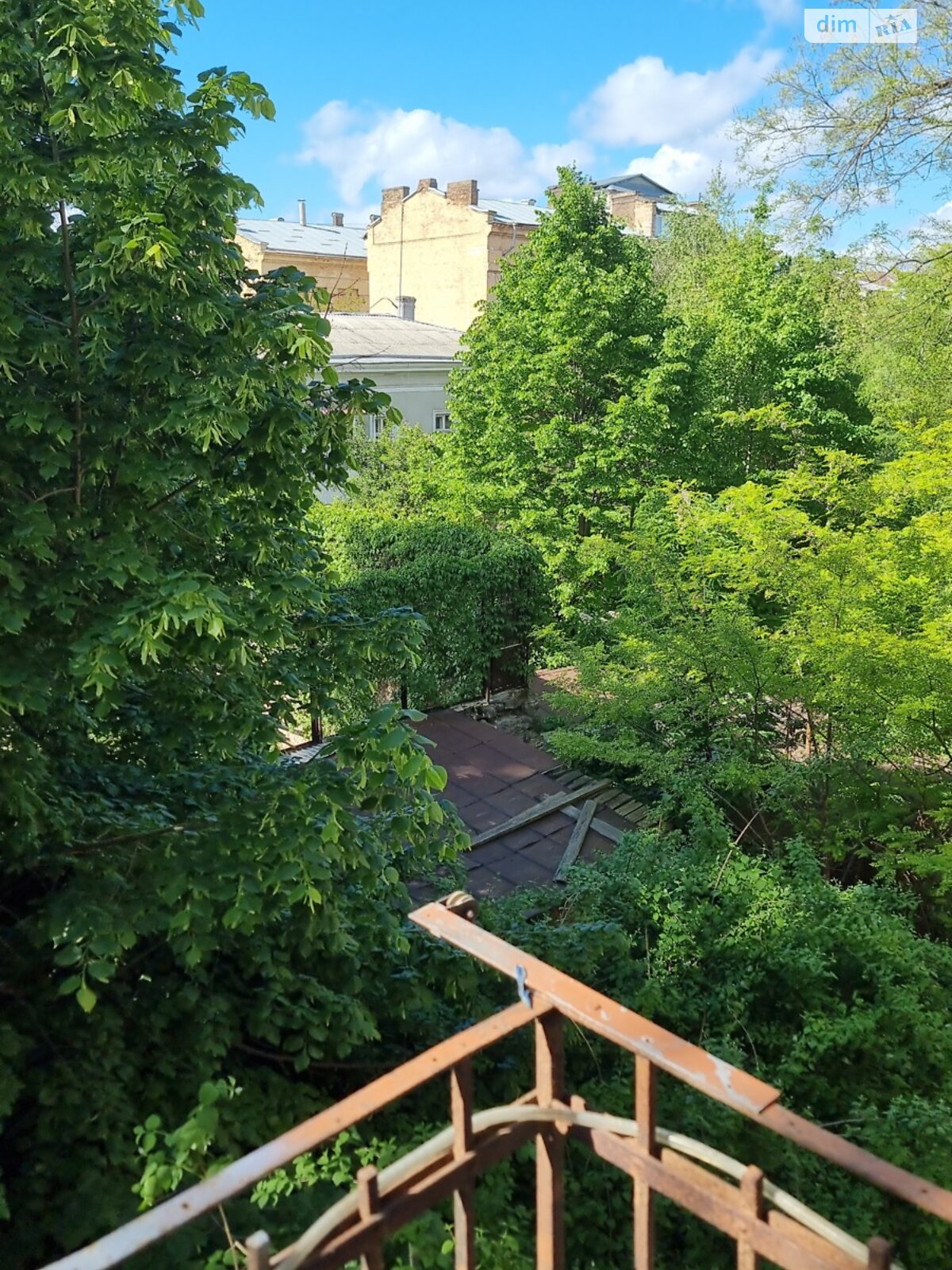 Продажа трехкомнатной квартиры в Одессе, на ул. Пастера 44А, район Приморский фото 1 Продажа трехкомнатной квартиры в Одессе, на ул. Пастера 44А, район Приморский фото 1