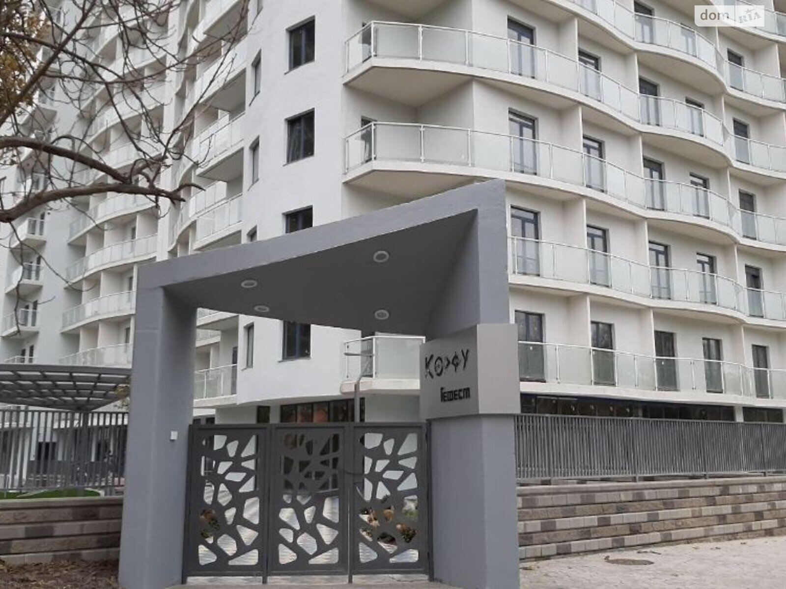 Продаж трикімнатної квартири в Одесі, на пров. Кордонний, район Приморський фото 1 Продаж трикімнатної квартири в Одесі, на пров. Кордонний, район Приморський фото 1