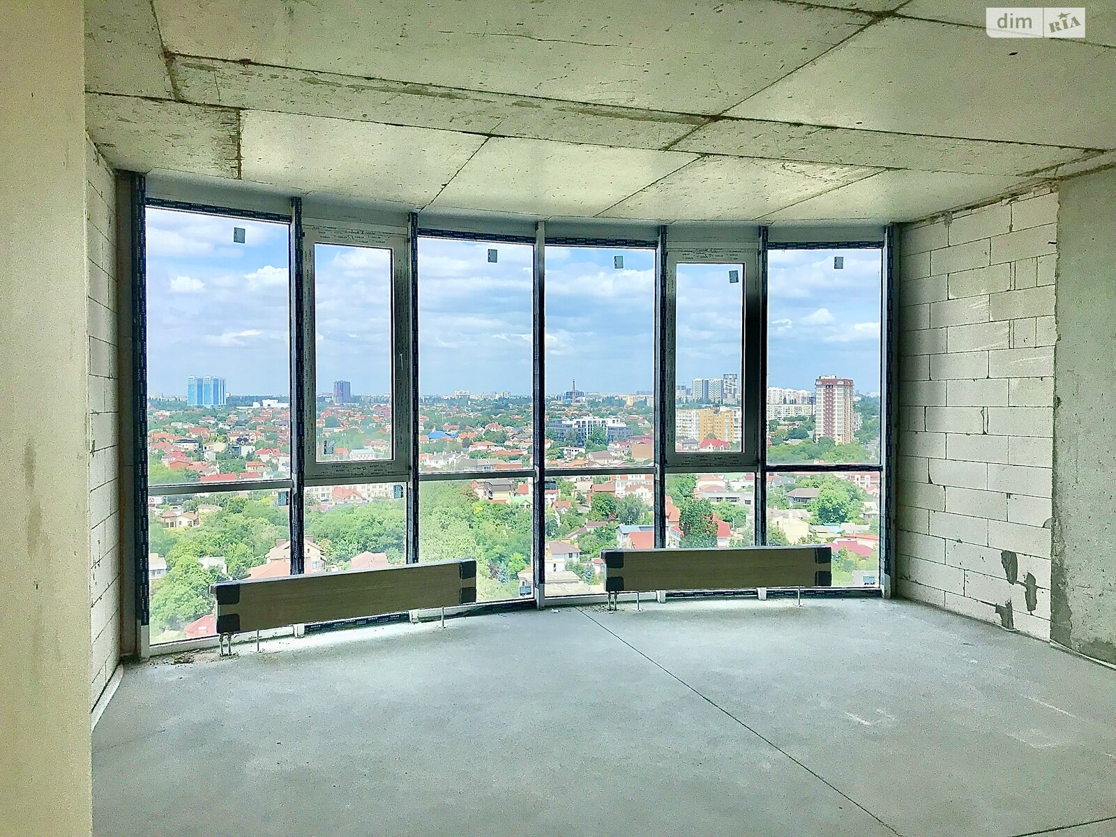 Продаж трикімнатної квартири в Одесі, на пров. Кордонний, район Приморський фото 1 Продаж трикімнатної квартири в Одесі, на пров. Кордонний, район Приморський фото 1