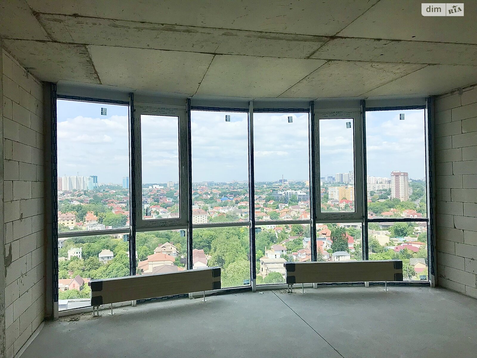 Продаж трикімнатної квартири в Одесі, на пров. Кордонний, район Приморський фото 1 Продаж трикімнатної квартири в Одесі, на пров. Кордонний, район Приморський фото 1