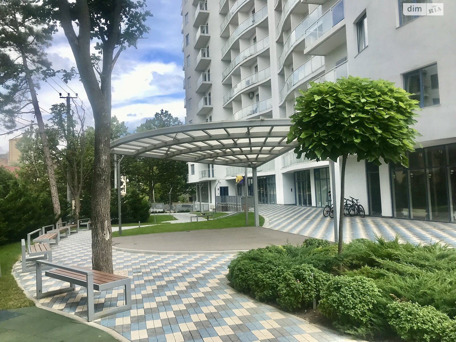 Продаж трикімнатної квартири в Одесі, на пров. Кордонний, район Приморський фото 1 Продаж трикімнатної квартири в Одесі, на пров. Кордонний, район Приморський фото 1