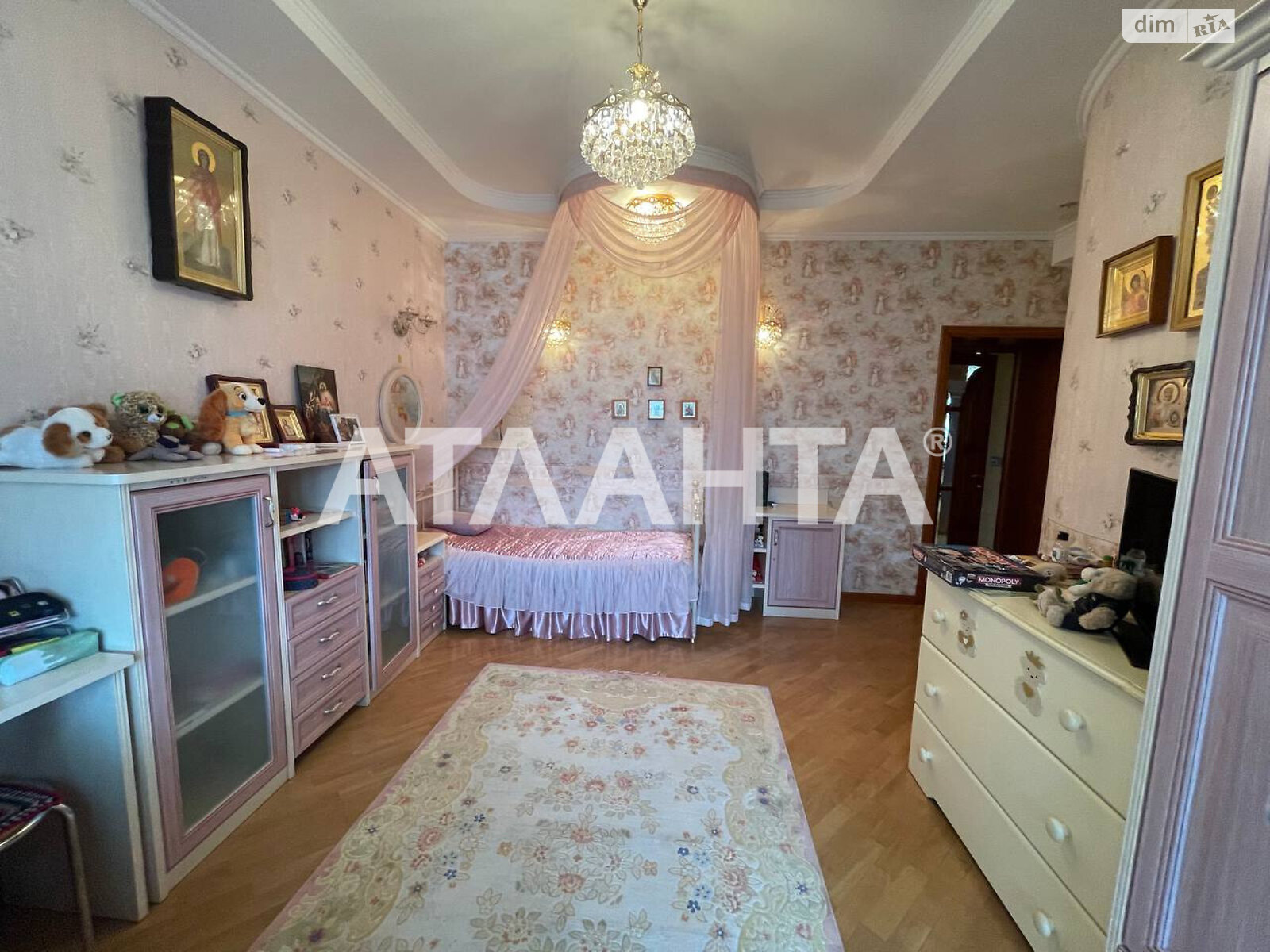 Продаж трикімнатної квартири в Одесі, на вул. Педагогічна 27, район Приморський фото 1 Продаж трикімнатної квартири в Одесі, на вул. Педагогічна 27, район Приморський фото 1