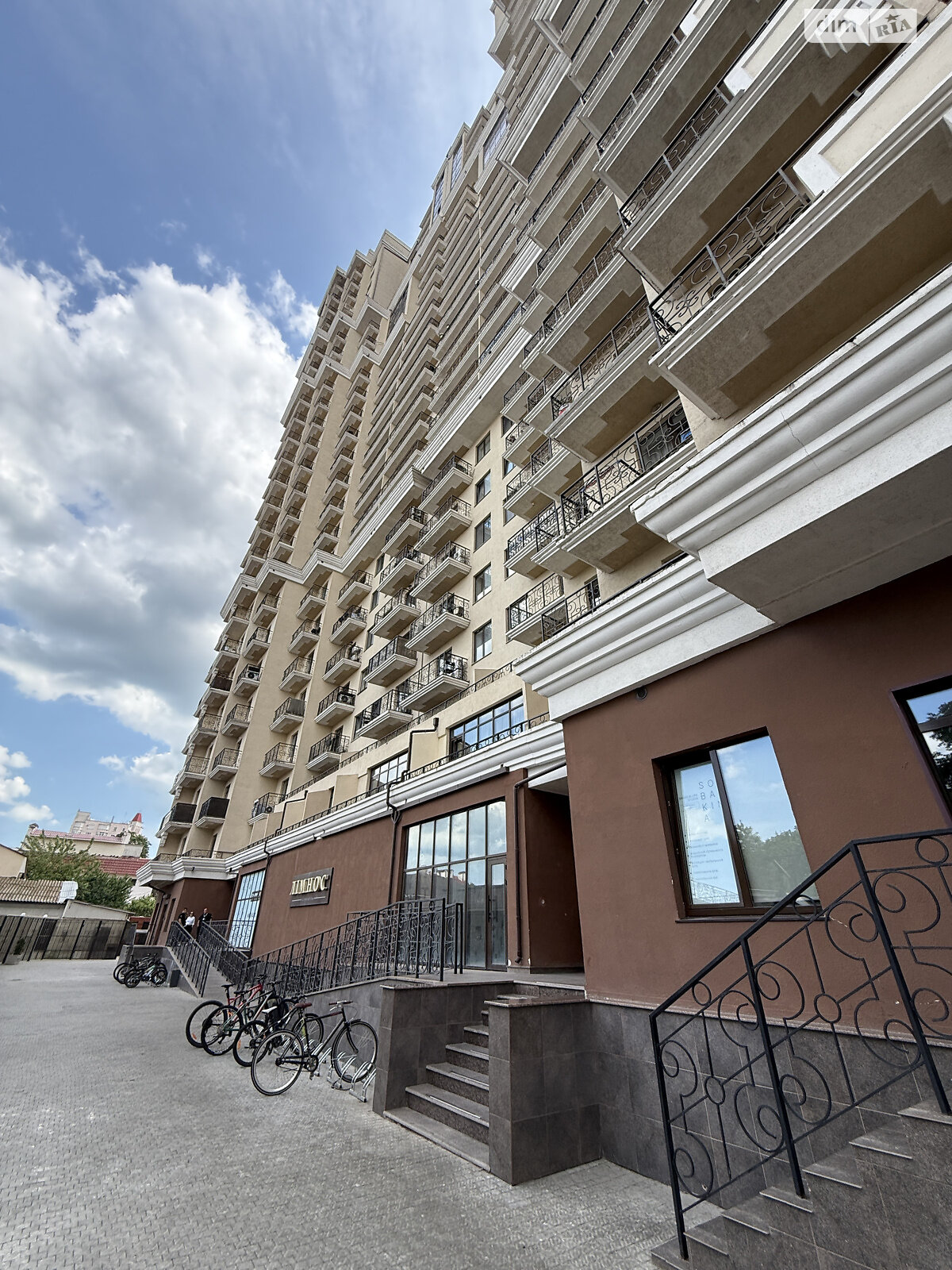 Продаж трикімнатної квартири в Одесі, на вул. Педагогічна 23Б, район Приморський фото 1 Продаж трикімнатної квартири в Одесі, на вул. Педагогічна 23Б, район Приморський фото 1