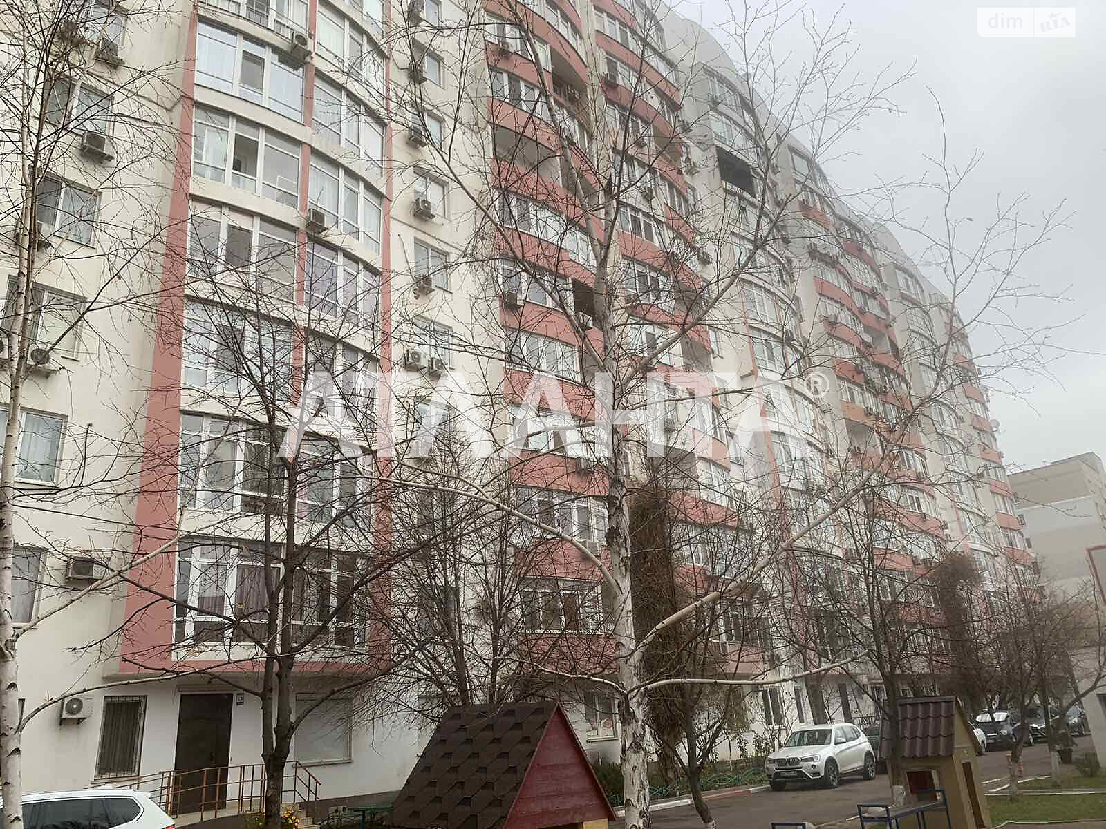 Продажа четырехкомнатной квартиры в Одессе, на дор. Фонтанская 16/8, район Приморский фото 1 Продажа четырехкомнатной квартиры в Одессе, на дор. Фонтанская 16/8, район Приморский фото 1