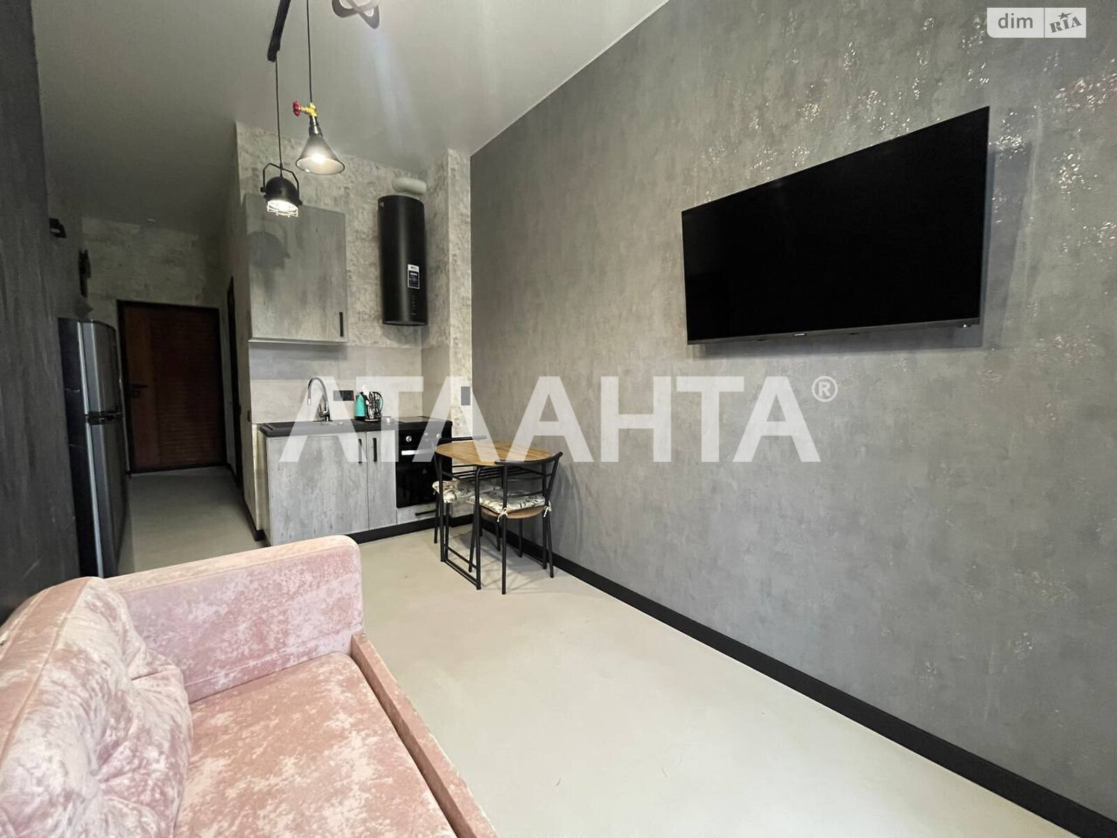 Продажа однокомнатной квартиры в Одессе, на дор. Фонтанская, район Приморский фото 1 Продажа однокомнатной квартиры в Одессе, на дор. Фонтанская, район Приморский фото 1