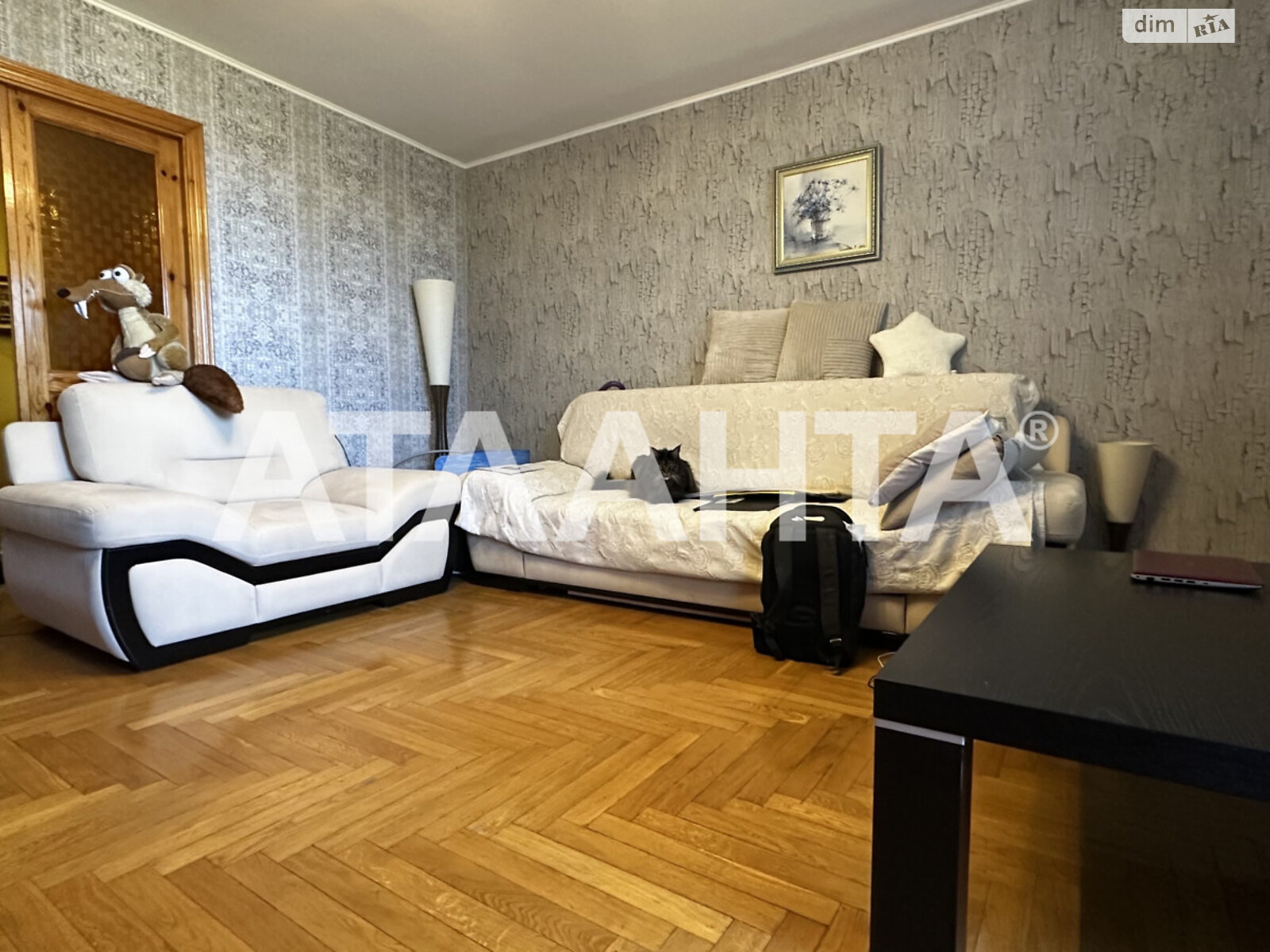 Продаж трикімнатної квартири в Одесі, на дор. Фонтанська, район Приморський фото 1 Продаж трикімнатної квартири в Одесі, на дор. Фонтанська, район Приморський фото 1