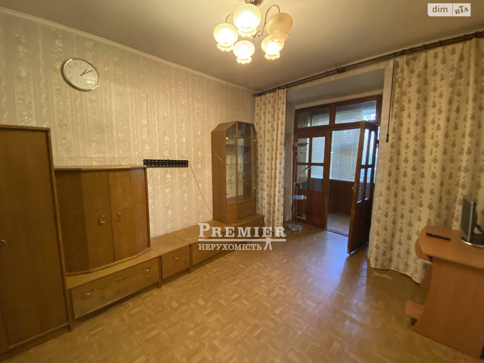Продаж трикімнатної квартири в Одесі, на вул. Пироговська, район Приморський фото 1 Продаж трикімнатної квартири в Одесі, на вул. Пироговська, район Приморський фото 1