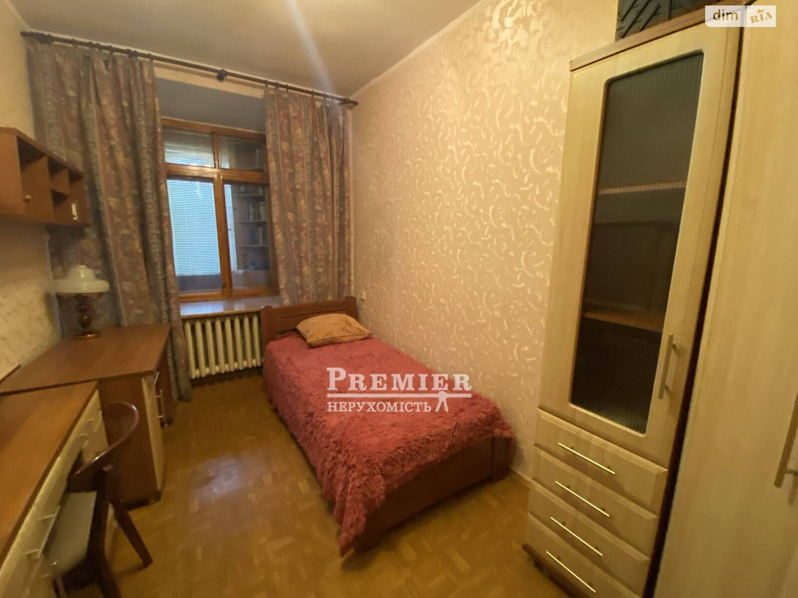 Продаж трикімнатної квартири в Одесі, на вул. Пироговська, район Приморський фото 1 Продаж трикімнатної квартири в Одесі, на вул. Пироговська, район Приморський фото 1