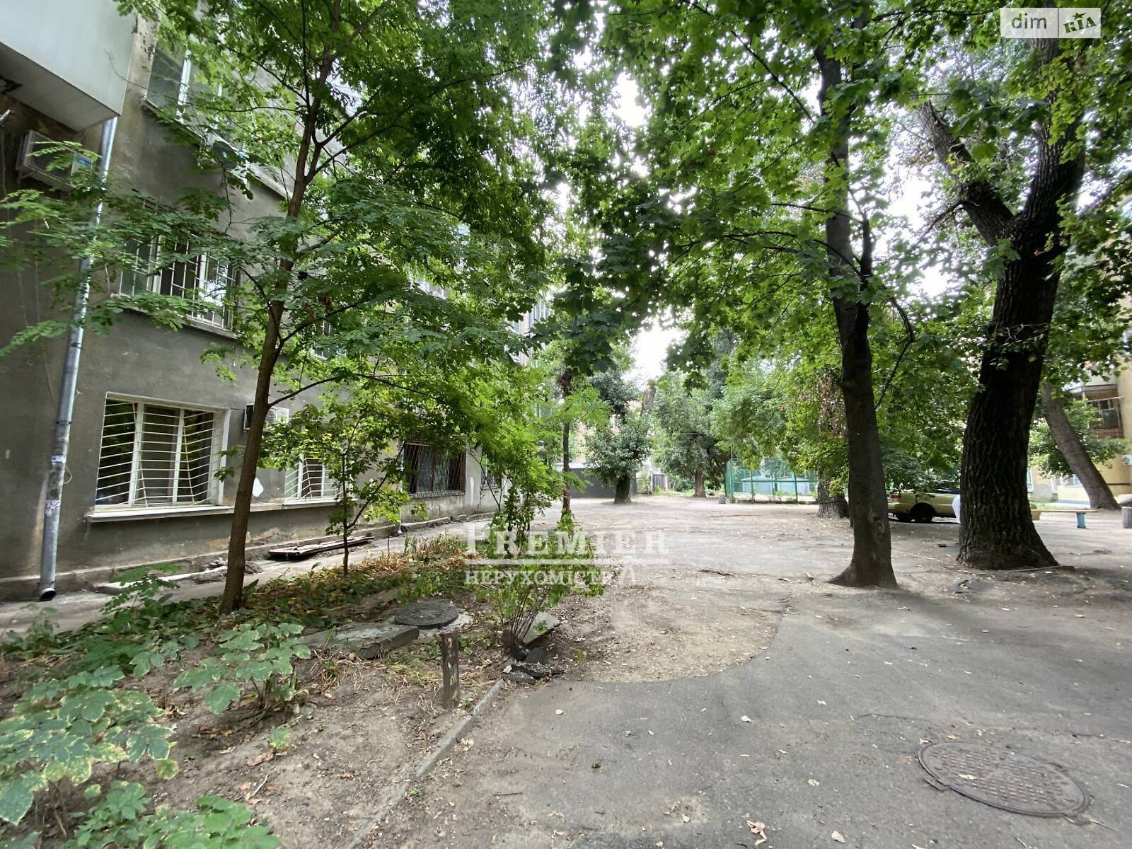 Продаж трикімнатної квартири в Одесі, на вул. Пироговська, район Приморський фото 1 Продаж трикімнатної квартири в Одесі, на вул. Пироговська, район Приморський фото 1