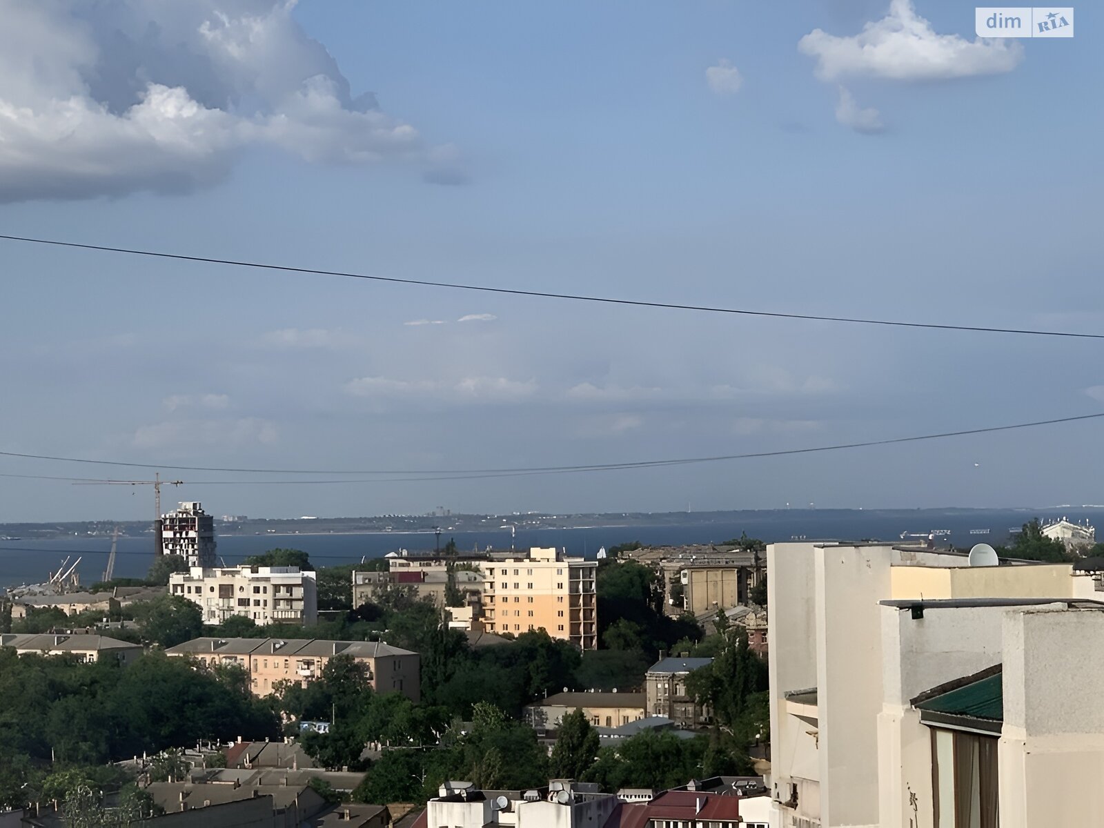 Продаж трикімнатної квартири в Одесі, на вул. Пішонівська 24А, район Приморський фото 1 Продаж трикімнатної квартири в Одесі, на вул. Пішонівська 24А, район Приморський фото 1
