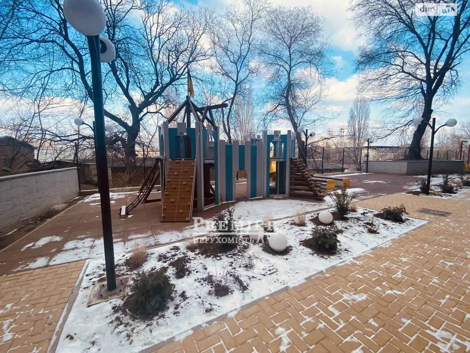 Продажа однокомнатной квартиры в Одессе, на ул. Приморская 1Б, район Приморский фото 1 Продажа однокомнатной квартиры в Одессе, на ул. Приморская 1Б, район Приморский фото 1