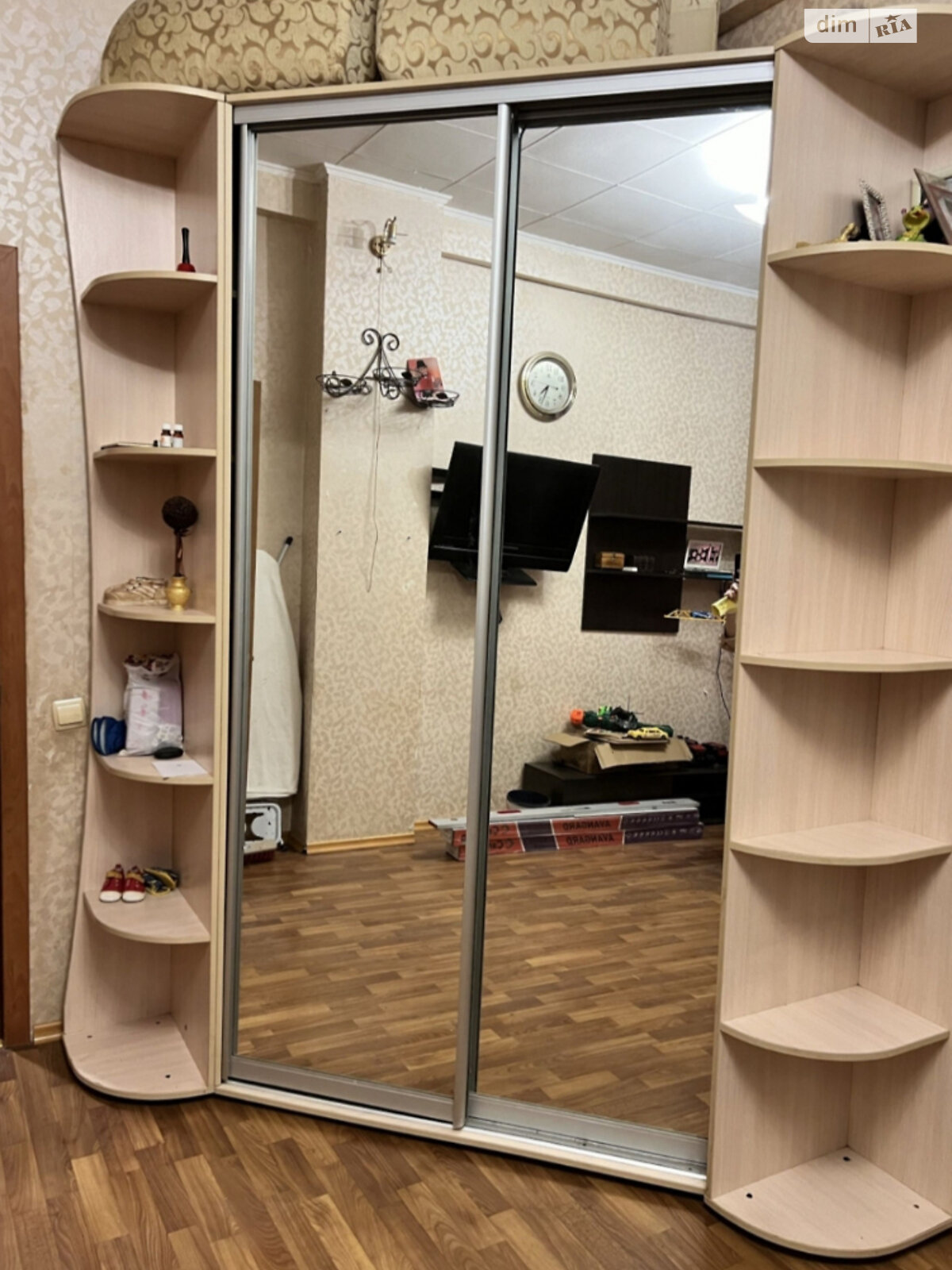 Продаж однокімнатної квартири в Одесі, на вул. Приморська, район Приморський фото 1 Продаж однокімнатної квартири в Одесі, на вул. Приморська, район Приморський фото 1
