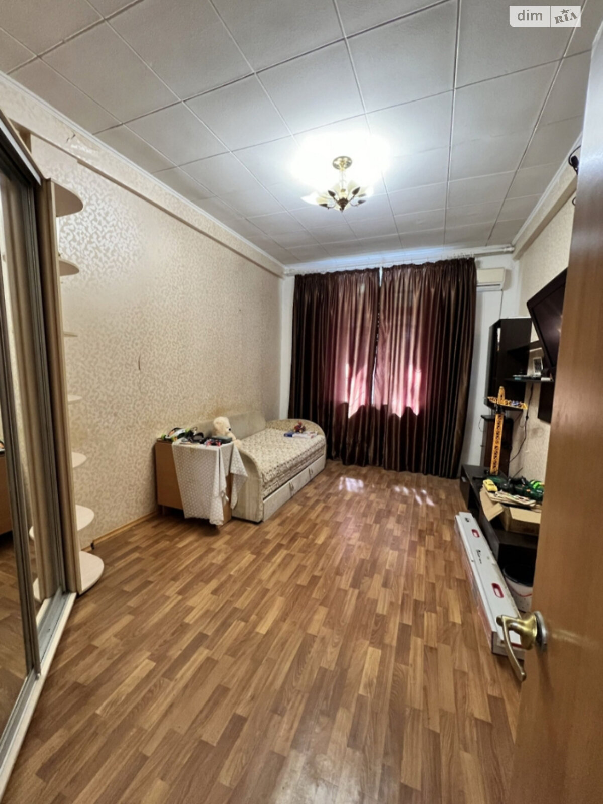 Продаж однокімнатної квартири в Одесі, на вул. Приморська, район Приморський фото 1 Продаж однокімнатної квартири в Одесі, на вул. Приморська, район Приморський фото 1