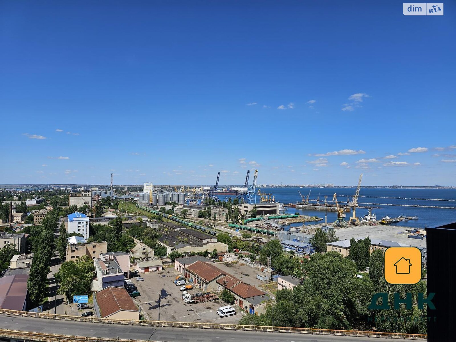Продажа однокомнатной квартиры в Одессе, на ул. Приморская 47, район Приморский фото 1 Продажа однокомнатной квартиры в Одессе, на ул. Приморская 47, район Приморский фото 1