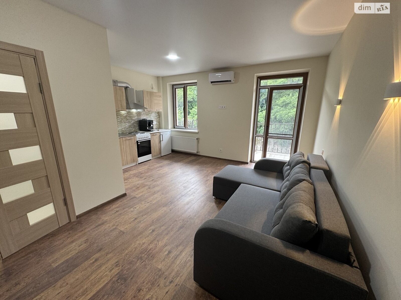 Продаж однокімнатної квартири в Одесі, на вул. Приморська 22, район Приморський фото 1