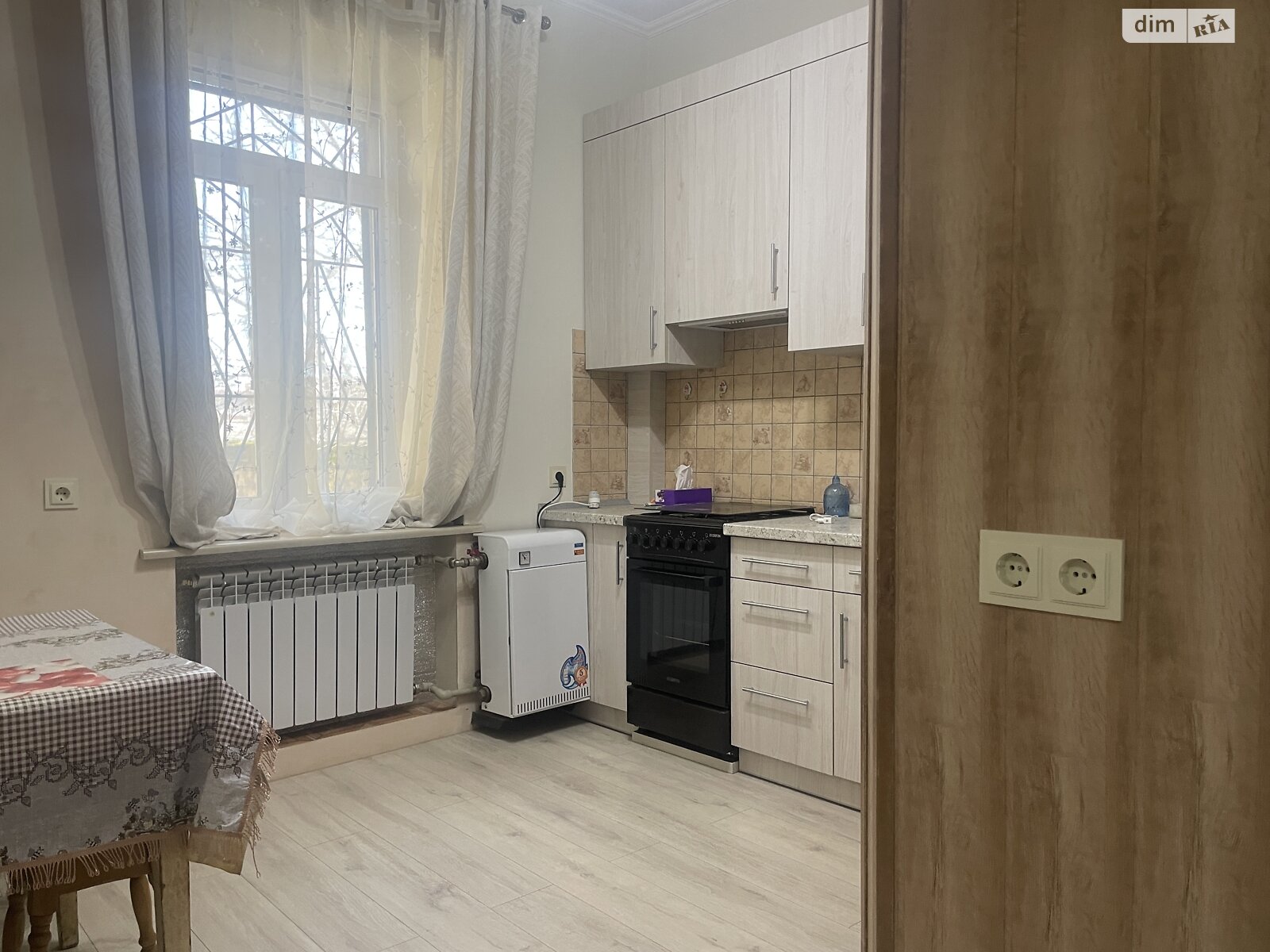 Продажа однокомнатной квартиры в Одессе, на ул. Приморская 35, район Приморский фото 1