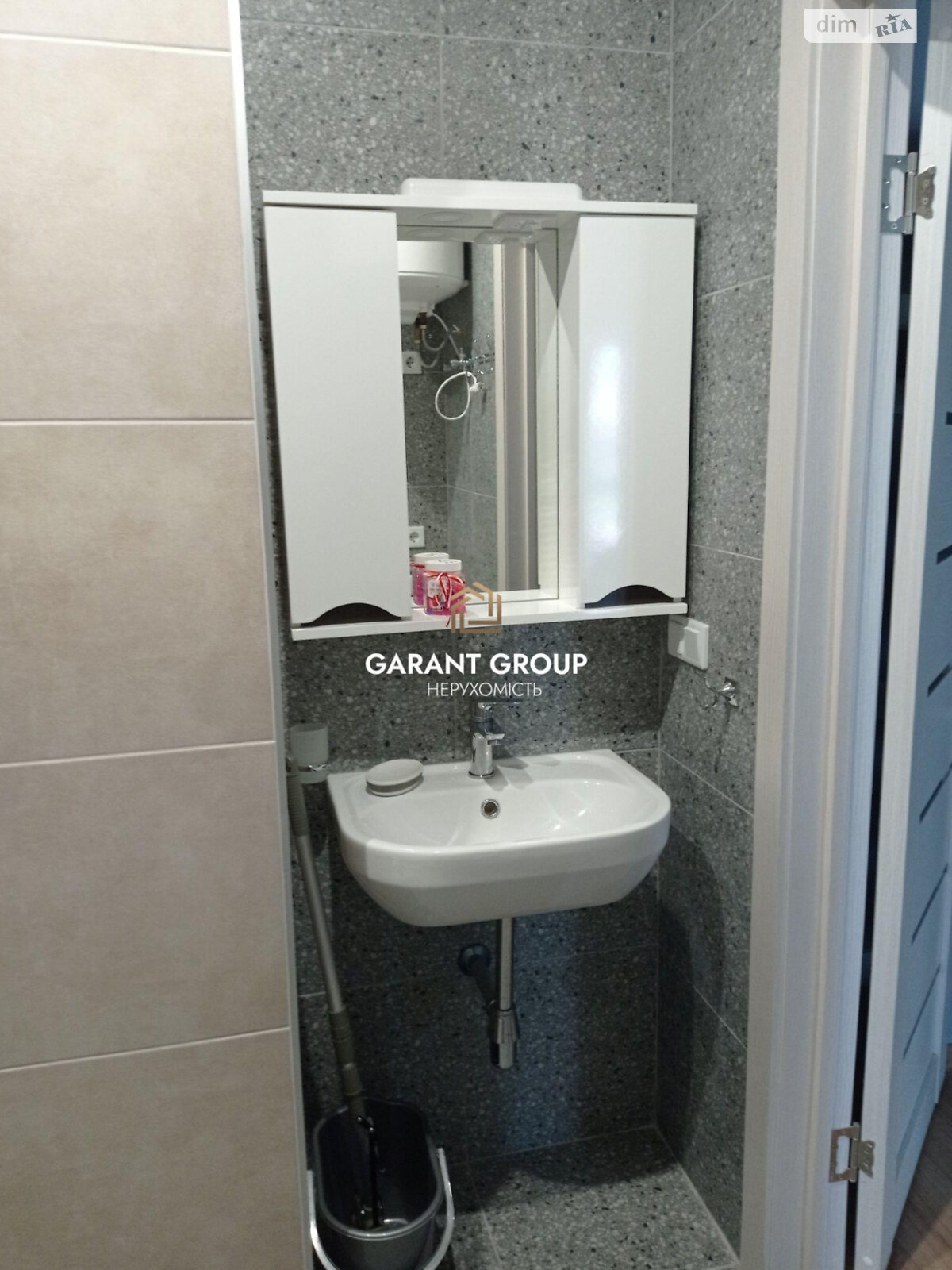 Продаж однокімнатної квартири в Одесі, на вул. Розкидайлівська, кв. 1.4.10, район Приморський фото 1 Продаж однокімнатної квартири в Одесі, на вул. Розкидайлівська, кв. 1.4.10, район Приморський фото 1
