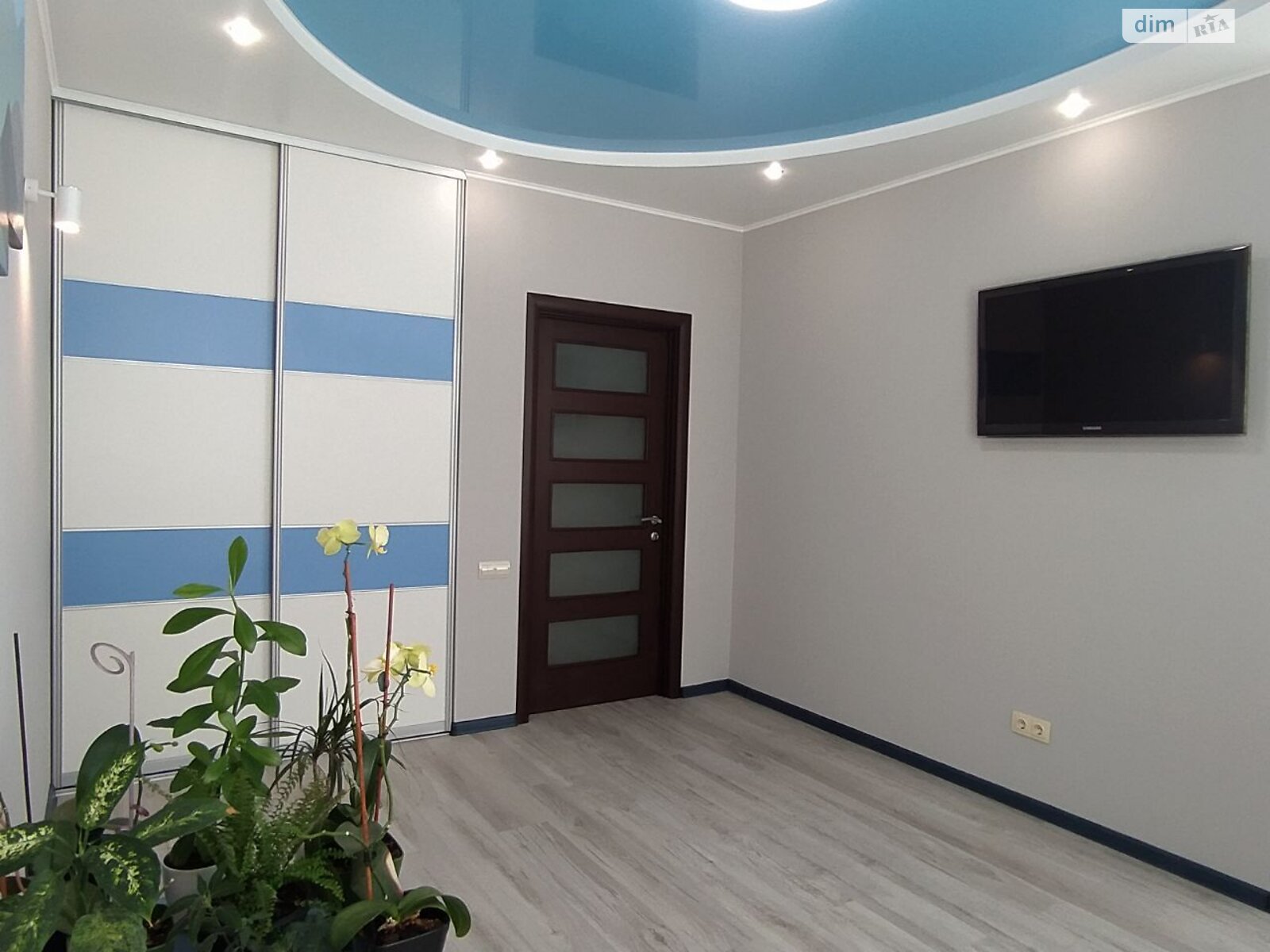 Продаж двокімнатної квартири в Одесі, на вул. Разумовська 10/12, район Приморський фото 1 Продаж двокімнатної квартири в Одесі, на вул. Разумовська 10/12, район Приморський фото 1