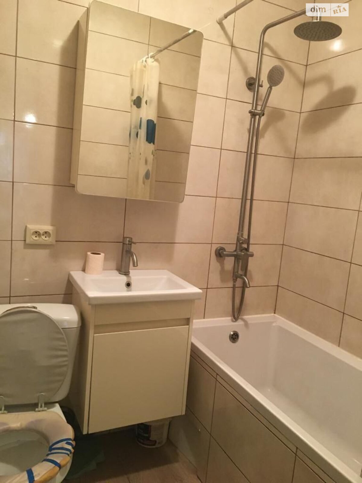 Продажа двухкомнатной квартиры в Одессе, на ул. Разумовская 28, район Приморский фото 1 Продажа двухкомнатной квартиры в Одессе, на ул. Разумовская 28, район Приморский фото 1