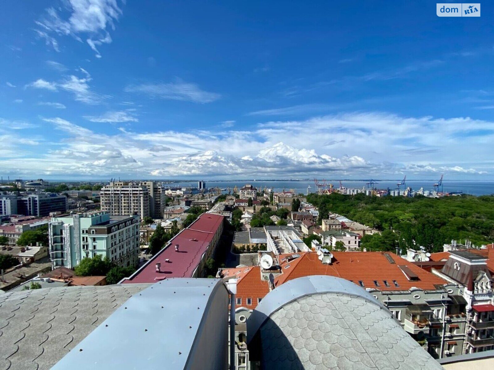 Продажа четырехкомнатной квартиры в Одессе, на пер. Сабанский, район Приморский фото 1