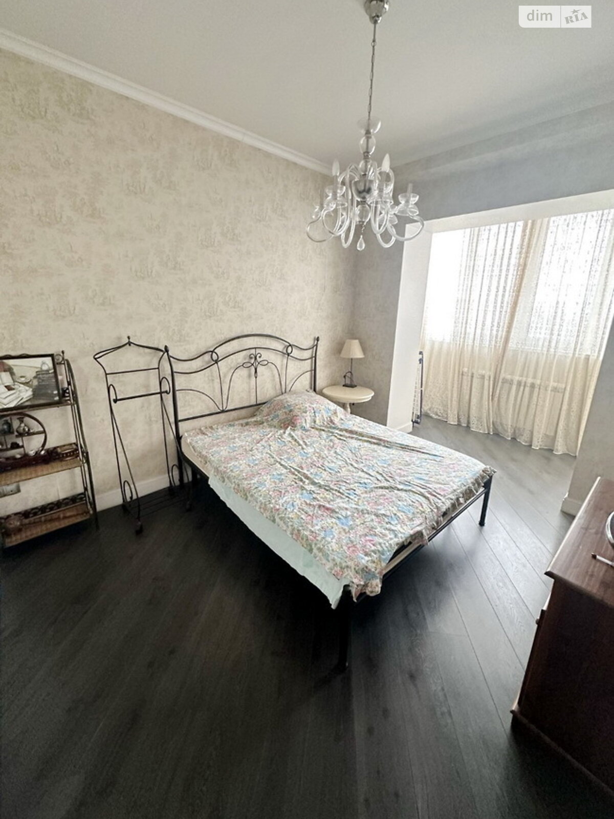 Продажа трехкомнатной квартиры в Одессе, на ул. Садиковская, район Приморский фото 1 Продажа трехкомнатной квартиры в Одессе, на ул. Садиковская, район Приморский фото 1
