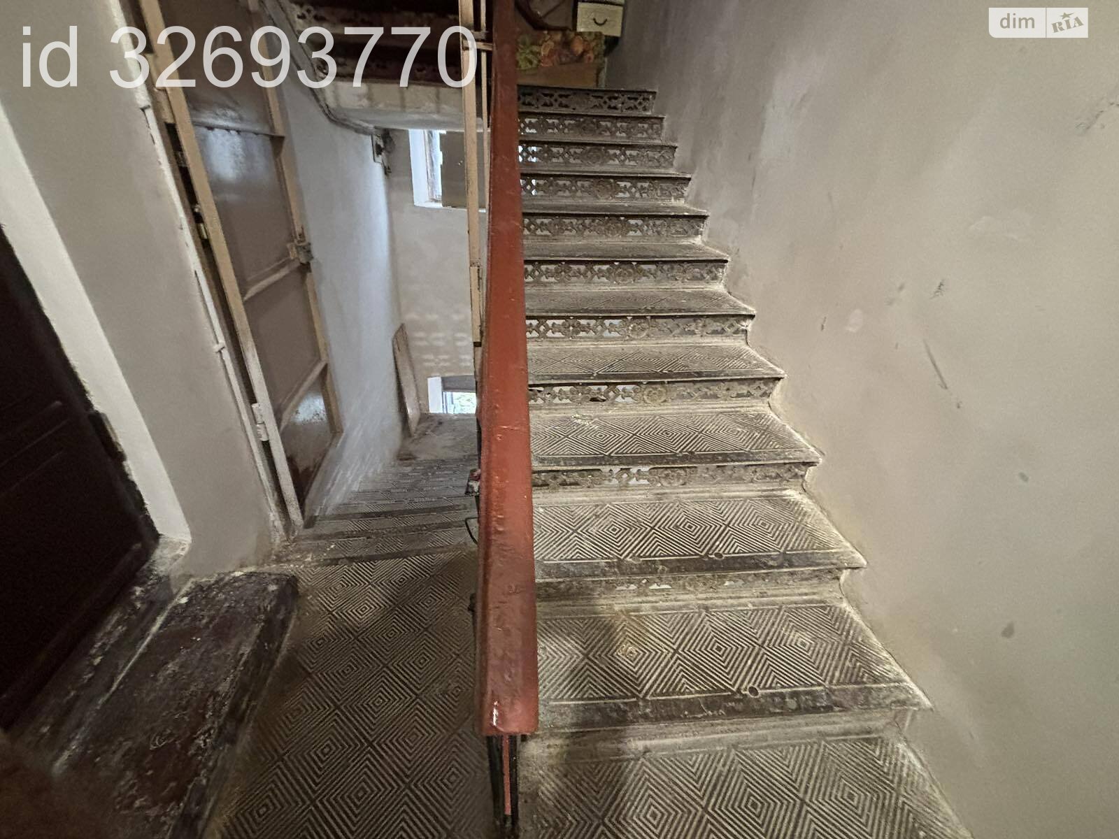 Продажа трехкомнатной квартиры в Одессе, на ул. Садиковская, район Приморский фото 1 Продажа трехкомнатной квартиры в Одессе, на ул. Садиковская, район Приморский фото 1