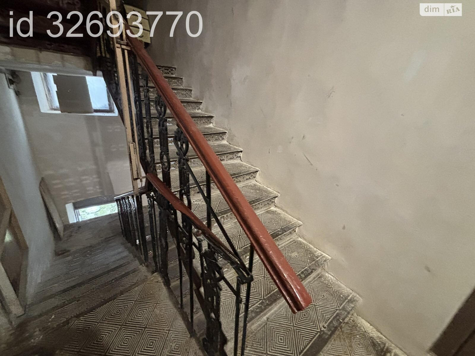 Продажа трехкомнатной квартиры в Одессе, на ул. Садиковская, район Приморский фото 1 Продажа трехкомнатной квартиры в Одессе, на ул. Садиковская, район Приморский фото 1
