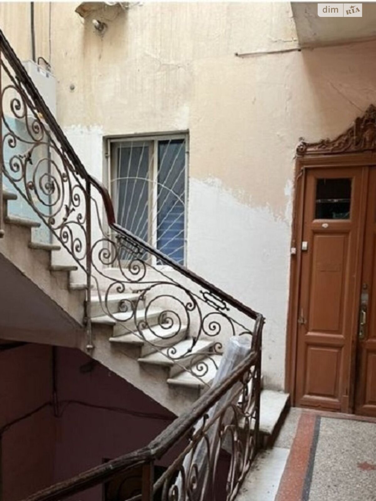 Продажа двухкомнатной квартиры в Одессе, на ул. Садовая 16, район Приморский фото 1 Продажа двухкомнатной квартиры в Одессе, на ул. Садовая 16, район Приморский фото 1