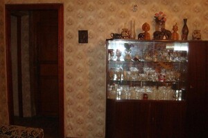 Продаж трикімнатної квартири в Одесі, на вул. Сегедська, район Приморський фото 2