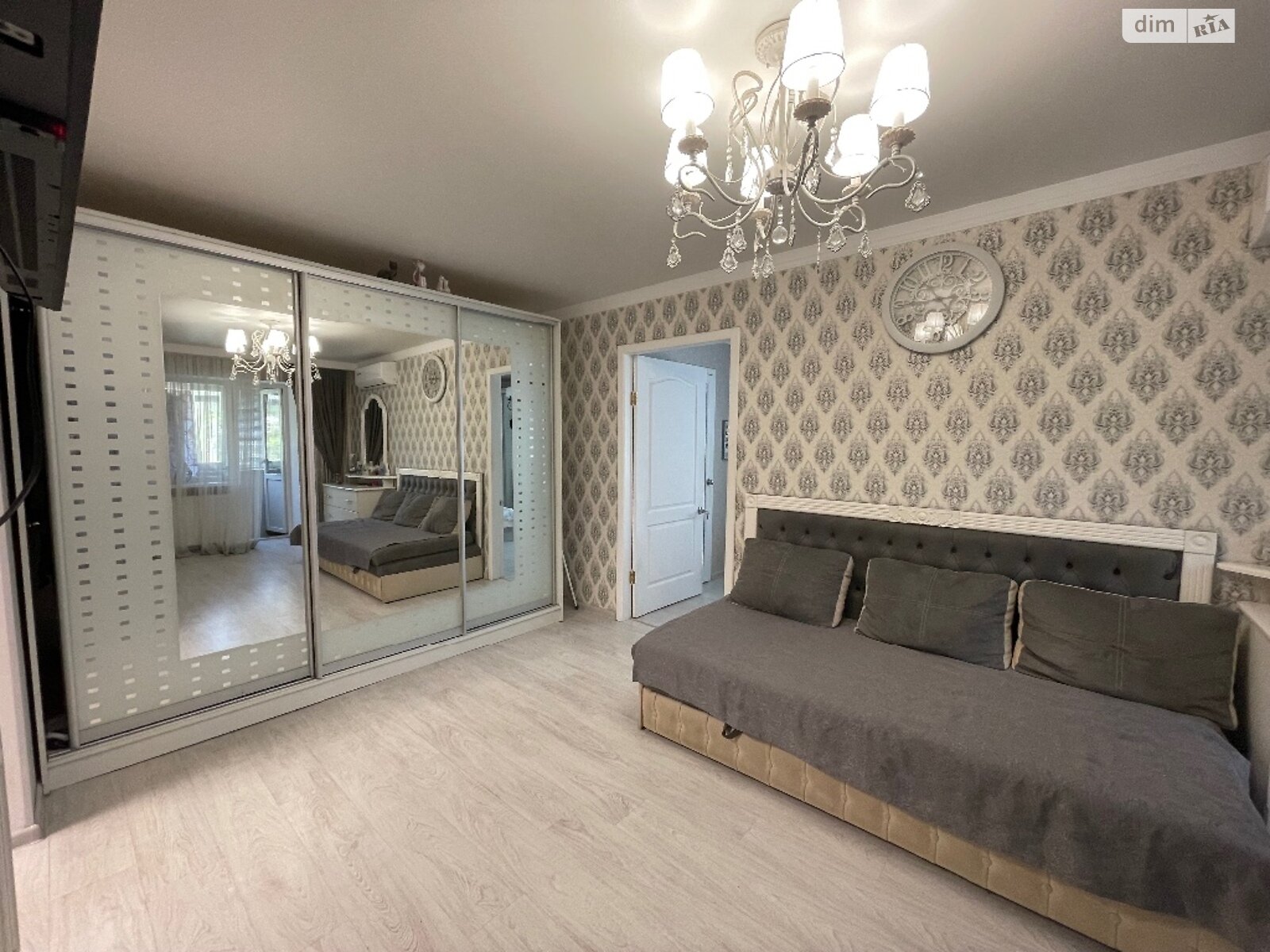 Продажа двухкомнатной квартиры в Одессе, на ул. Сегедская, район Приморский фото 1 Продажа двухкомнатной квартиры в Одессе, на ул. Сегедская, район Приморский фото 1