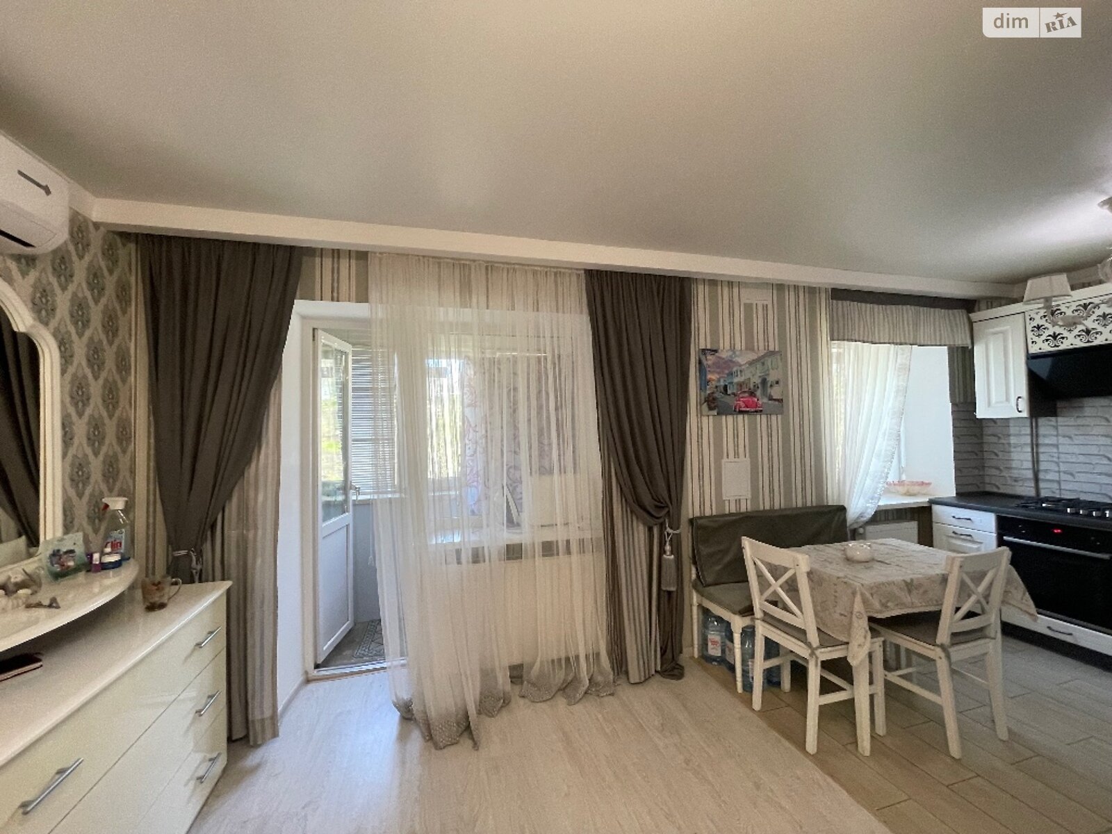 Продажа двухкомнатной квартиры в Одессе, на ул. Сегедская, район Приморский фото 1 Продажа двухкомнатной квартиры в Одессе, на ул. Сегедская, район Приморский фото 1
