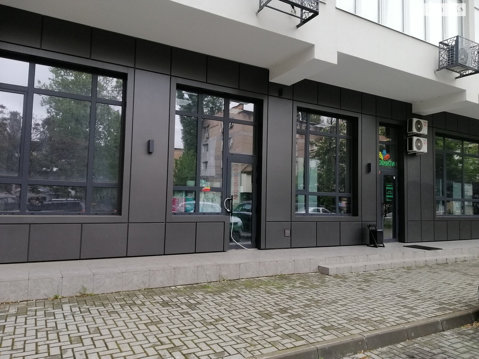 Продаж однокімнатної квартири в Одесі, на вул. Сегедська 13А, район Приморський фото 1 Продаж однокімнатної квартири в Одесі, на вул. Сегедська 13А, район Приморський фото 1
