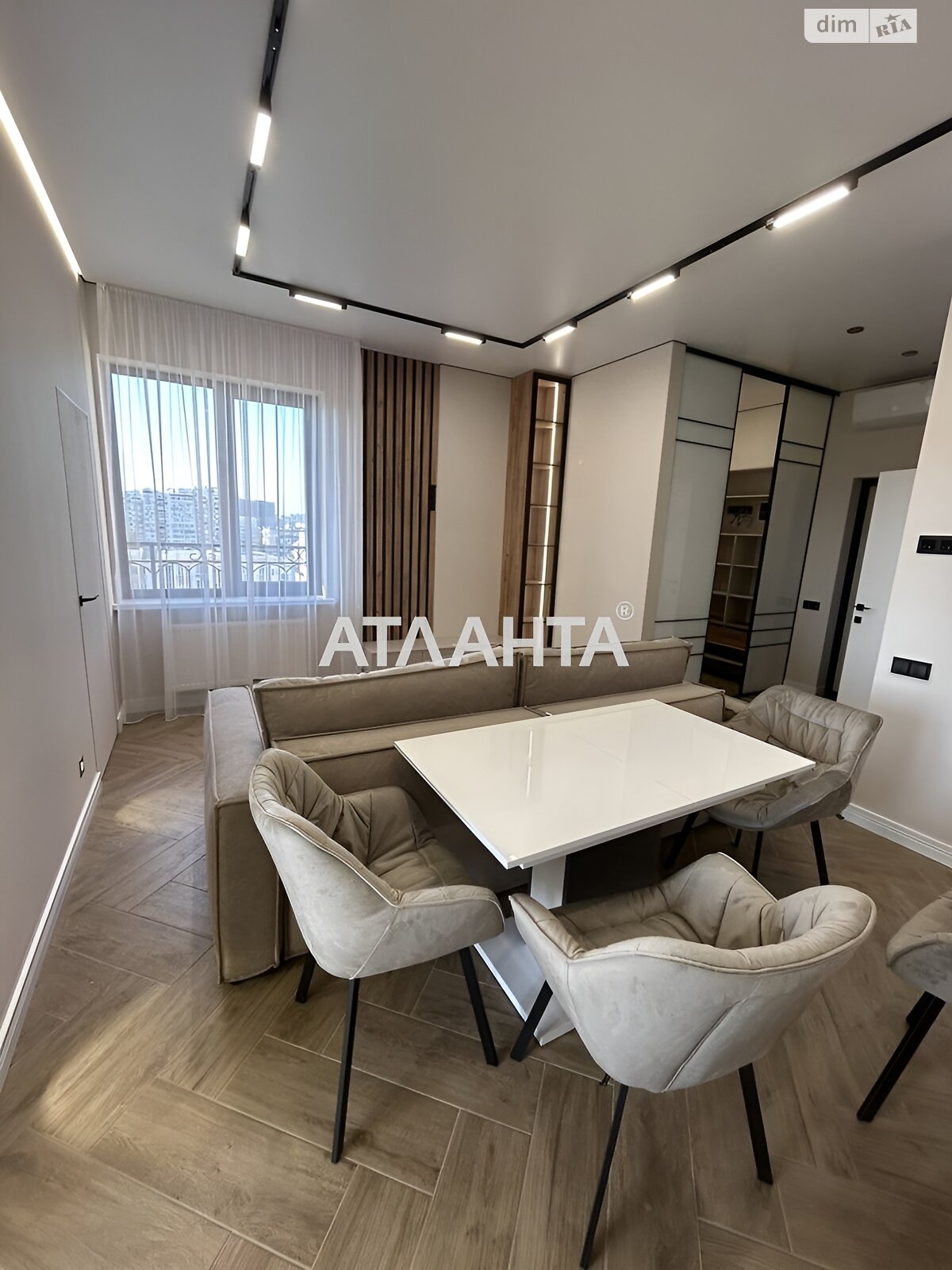 Продажа трехкомнатной квартиры в Одессе, на ул. Чубаевская, район Приморский фото 1 Продажа трехкомнатной квартиры в Одессе, на ул. Чубаевская, район Приморский фото 1