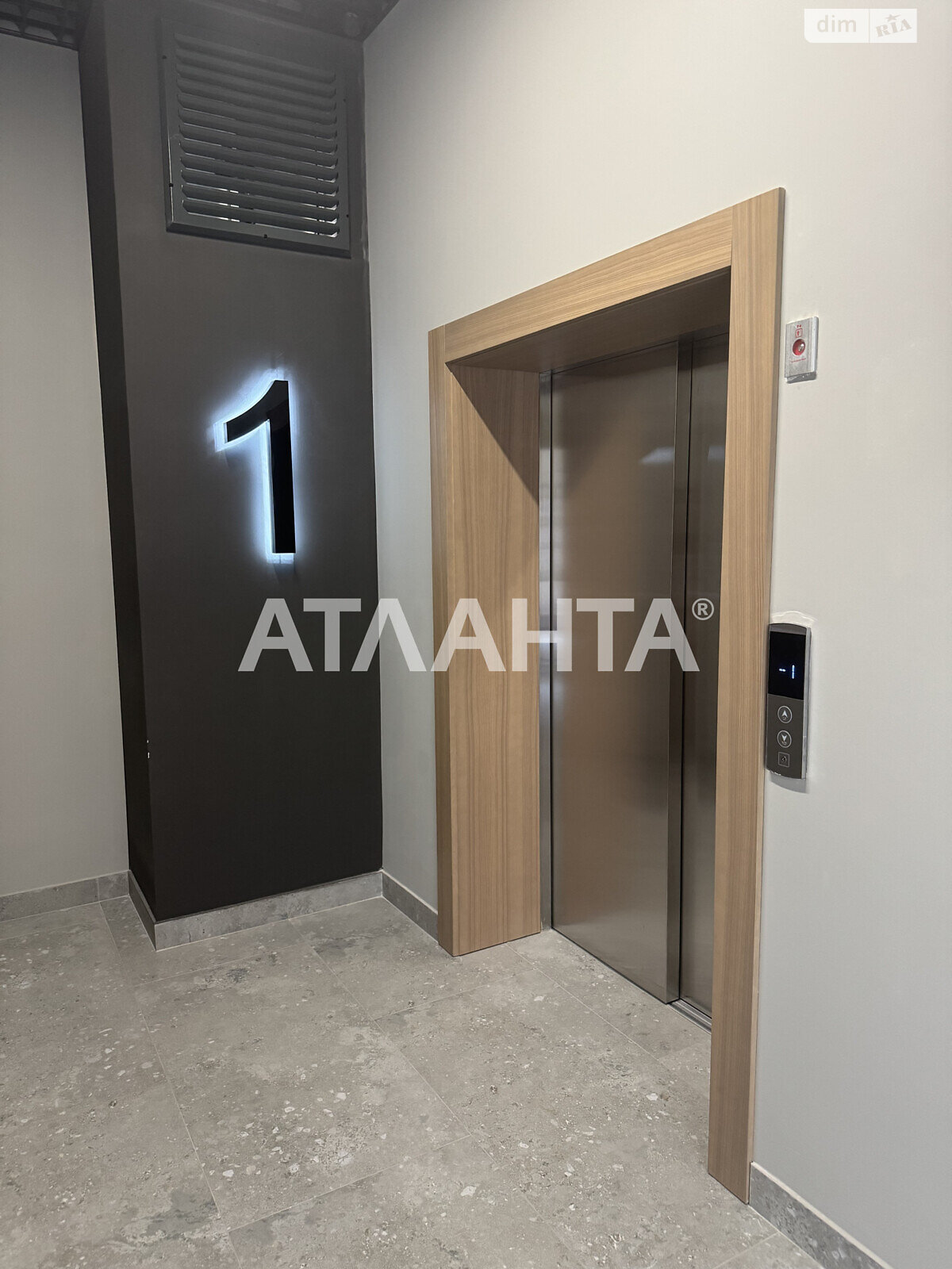 Продаж однокімнатної квартири в Одесі, на вул. Чубаївська, район Приморський фото 1 Продаж однокімнатної квартири в Одесі, на вул. Чубаївська, район Приморський фото 1