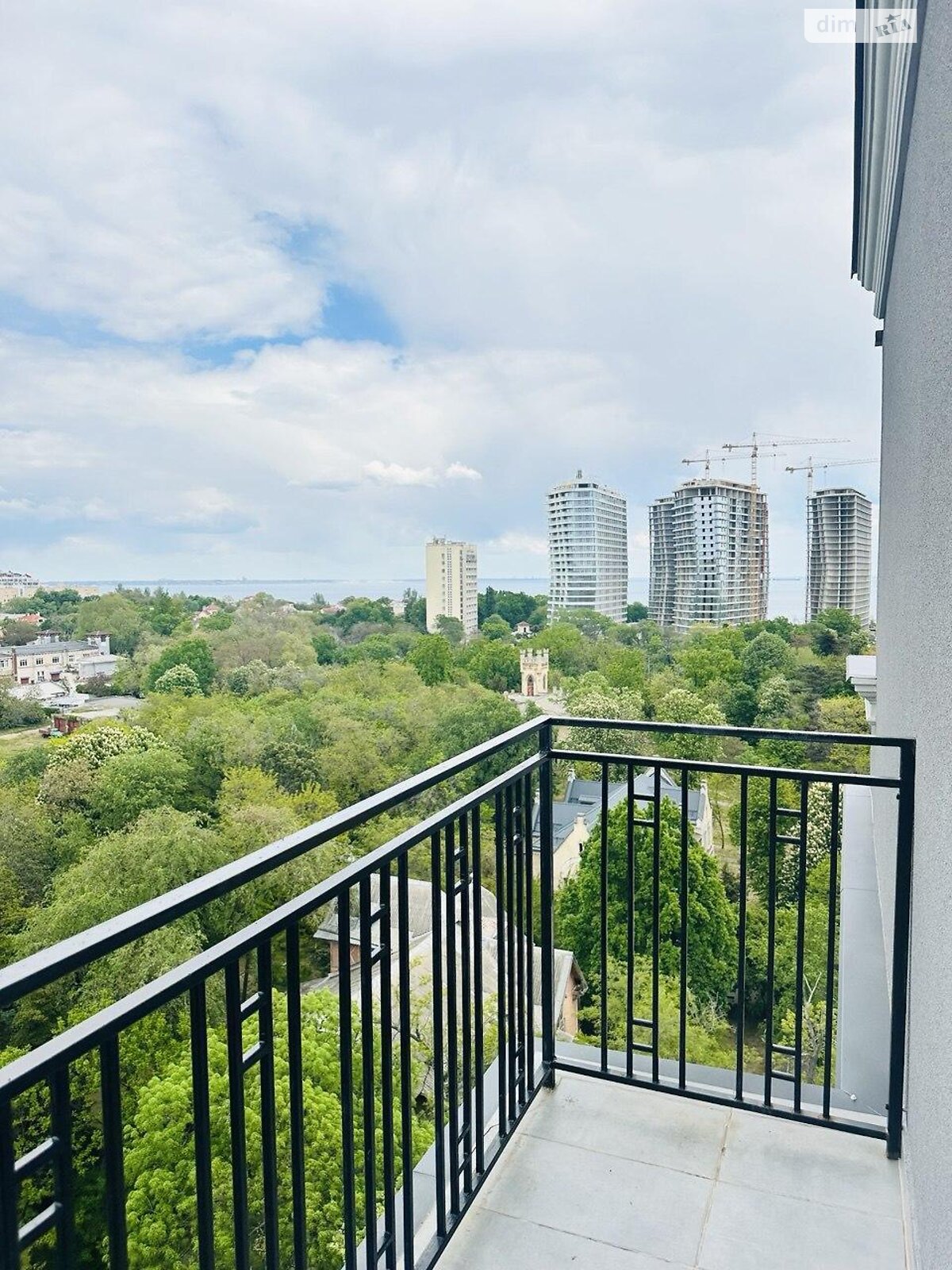 Продаж однокімнатної квартири в Одесі, на парк Шевченка 30, район Приморський фото 1 Продаж однокімнатної квартири в Одесі, на парк Шевченка 30, район Приморський фото 1