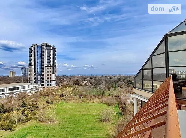 Продажа шестикомнатной квартиры в Одессе, на просп. Шевченко район Приморский фото 1 Продажа шестикомнатной квартиры в Одессе, на просп. Шевченко район Приморский фото 1