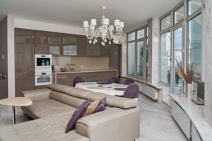 Продаж чотирикімнатної квартири в Одесі, на просп. Шевченка 33Б, район Приморський фото 2