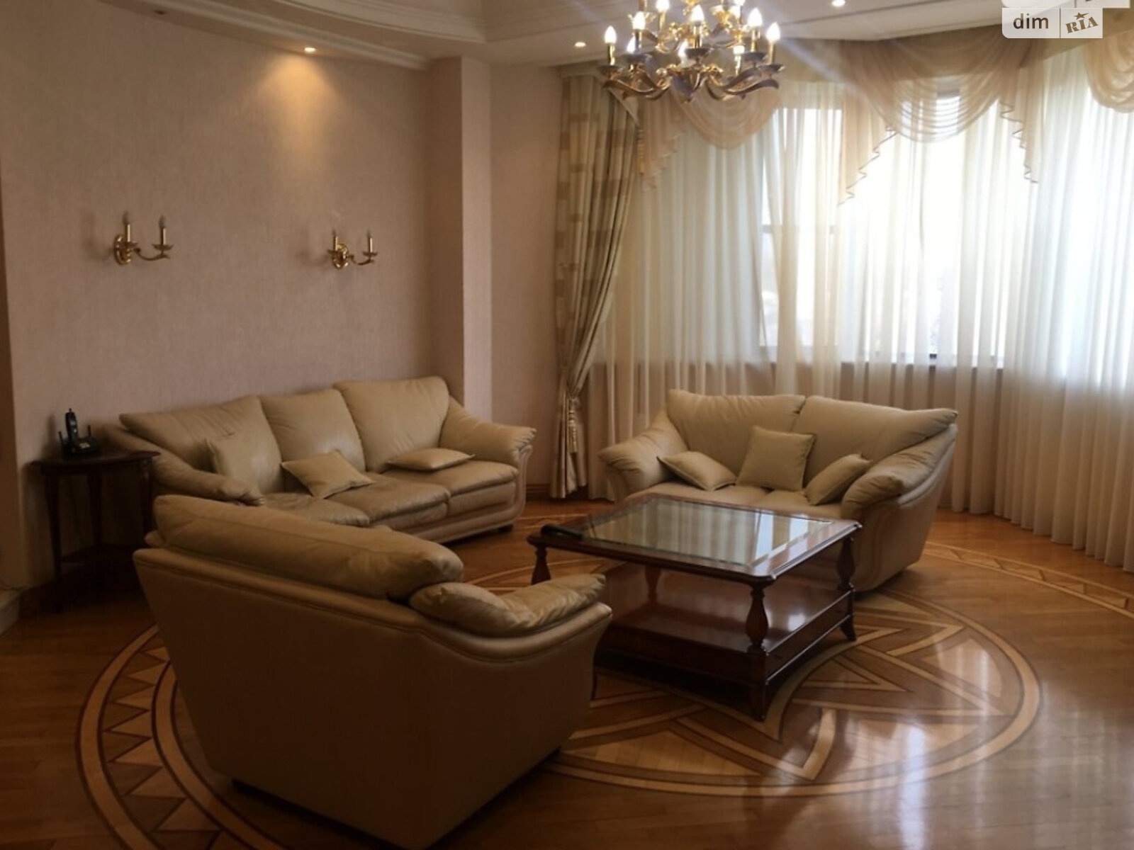 Продаж п`ятикімнатної квартири в Одесі, на просп. Шевченка, район Приморський фото 1 Продаж п`ятикімнатної квартири в Одесі, на просп. Шевченка, район Приморський фото 1