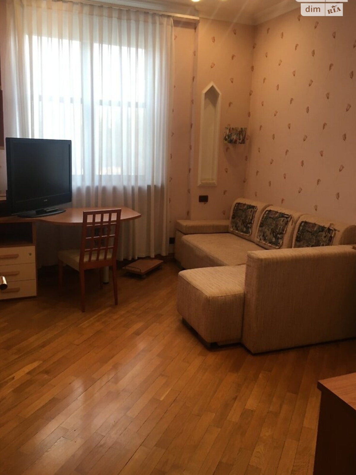 Продаж п`ятикімнатної квартири в Одесі, на просп. Шевченка, район Приморський фото 1 Продаж п`ятикімнатної квартири в Одесі, на просп. Шевченка, район Приморський фото 1