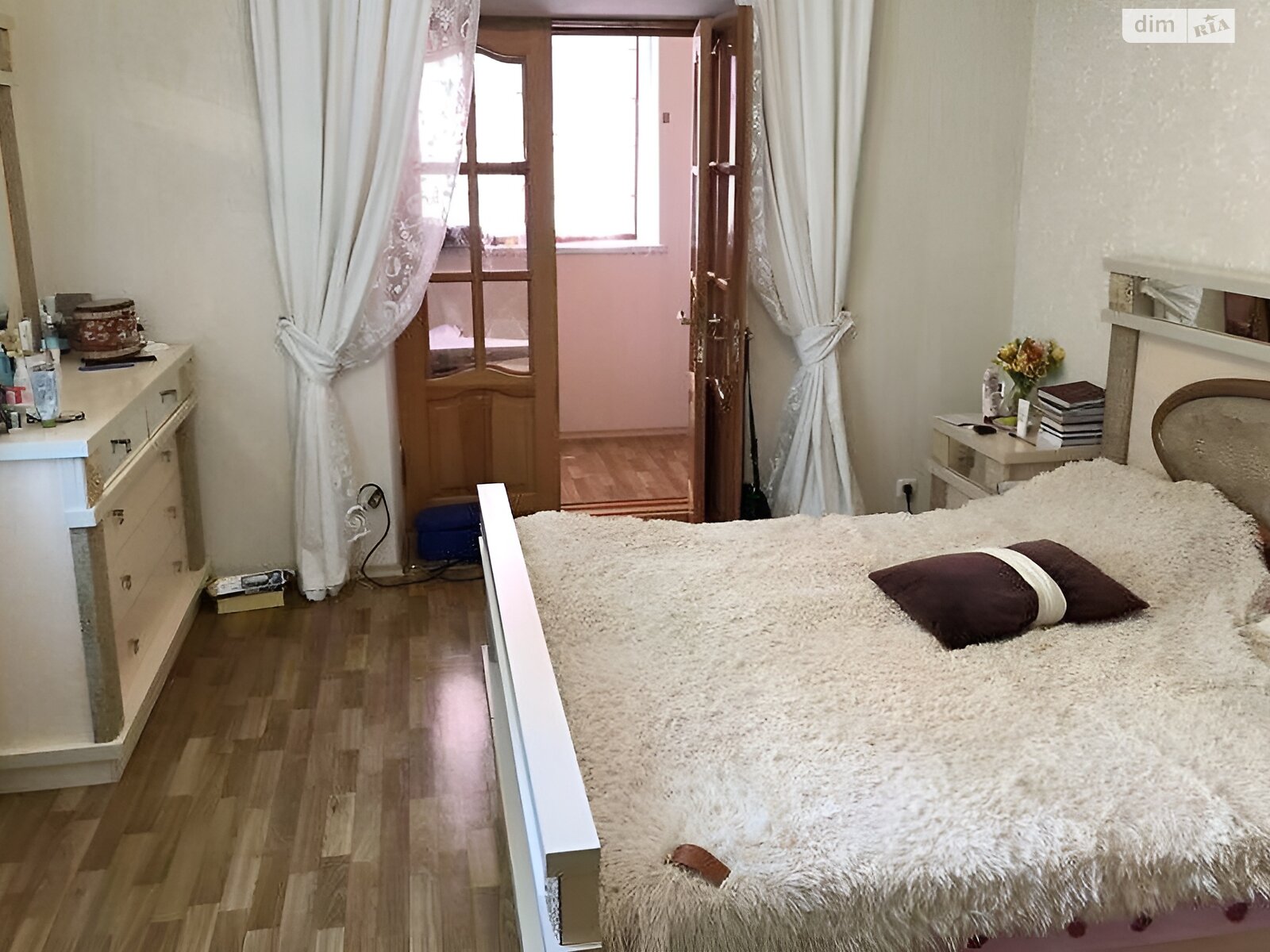 Продаж трикімнатної квартири в Одесі, на просп. Шевченка 15/7, район Приморський фото 1 Продаж трикімнатної квартири в Одесі, на просп. Шевченка 15/7, район Приморський фото 1