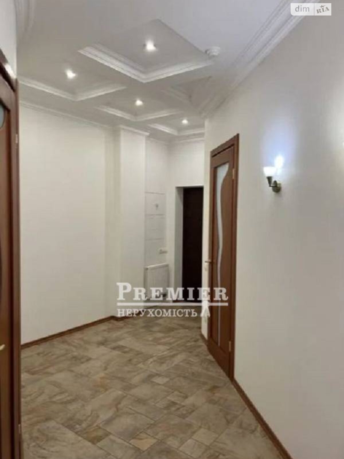 Продажа трехкомнатной квартиры в Одессе, на просп. Шевченко, район Приморский фото 1 Продажа трехкомнатной квартиры в Одессе, на просп. Шевченко, район Приморский фото 1