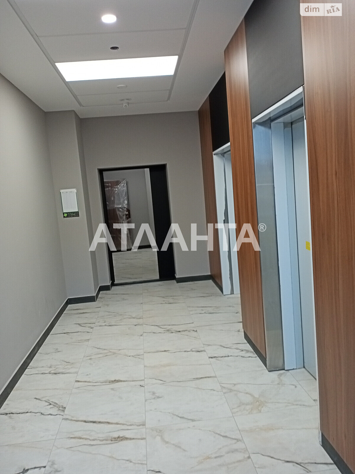 Продаж однокімнатної квартири в Одесі, на просп. Шевченка, район Приморський фото 1 Продаж однокімнатної квартири в Одесі, на просп. Шевченка, район Приморський фото 1