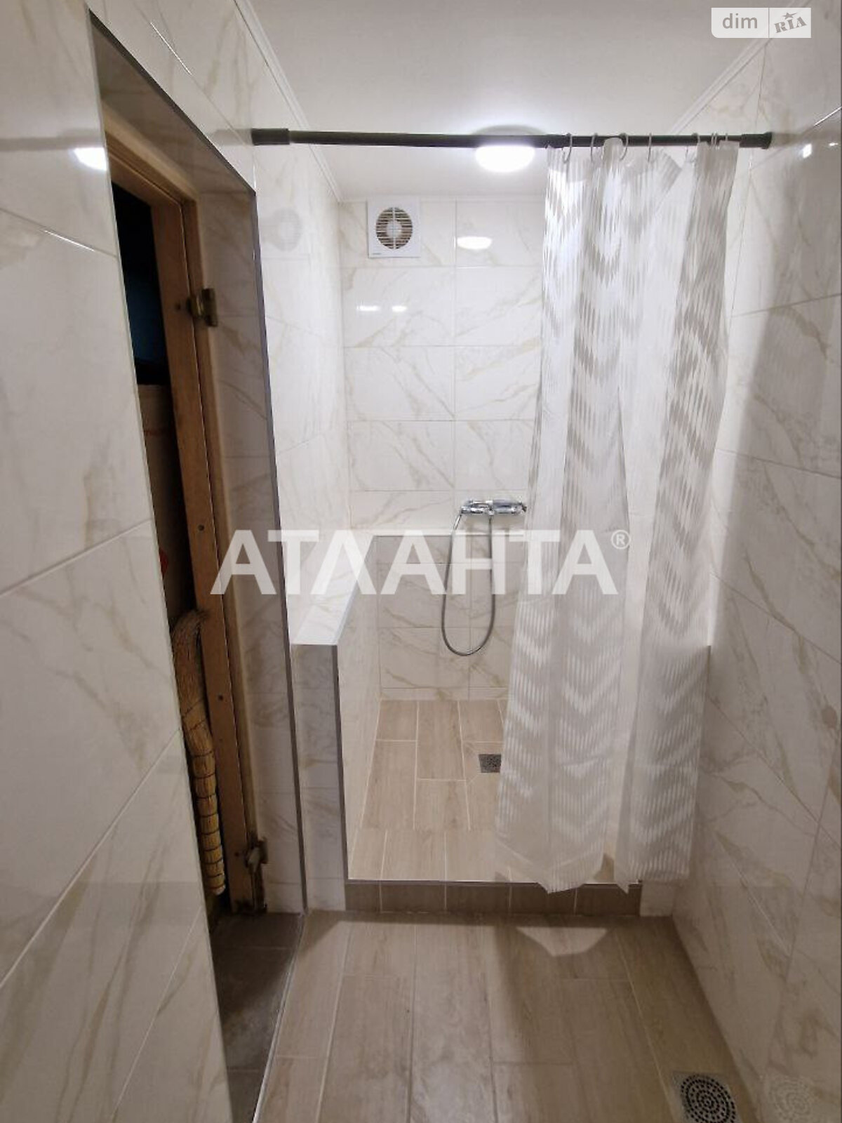 Продажа двухкомнатной квартиры в Одессе, на просп. Шевченко, район Приморский фото 1 Продажа двухкомнатной квартиры в Одессе, на просп. Шевченко, район Приморский фото 1